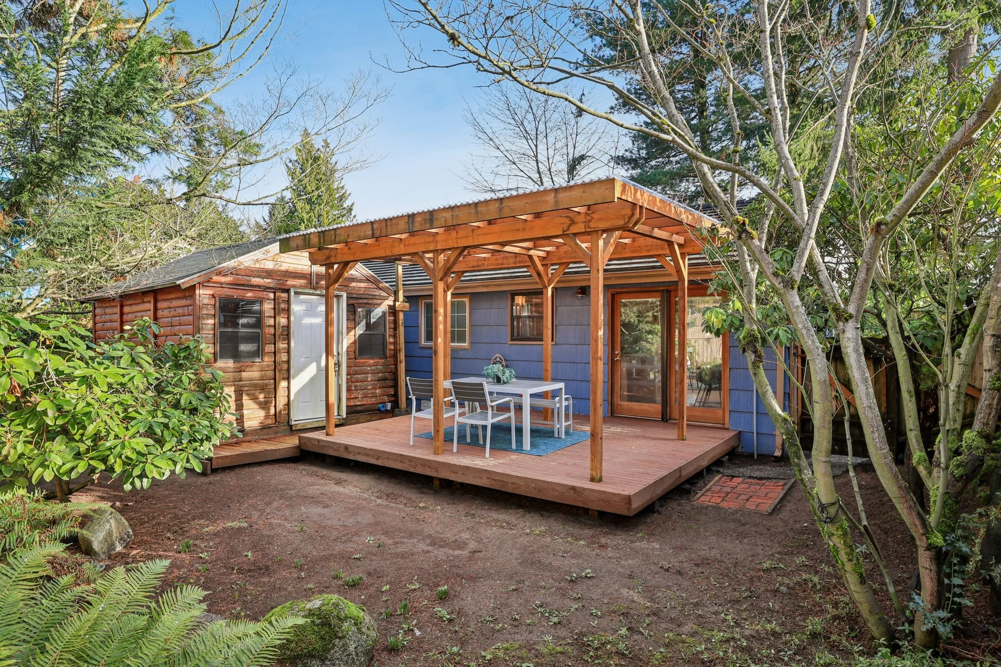 28-web-or-mls-10219 15th Ave-S1401-047.jpg