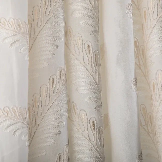 FOUGERE EMB - CREAM BRUNSCHWIG & FILS LA MENAGERIE.jpeg