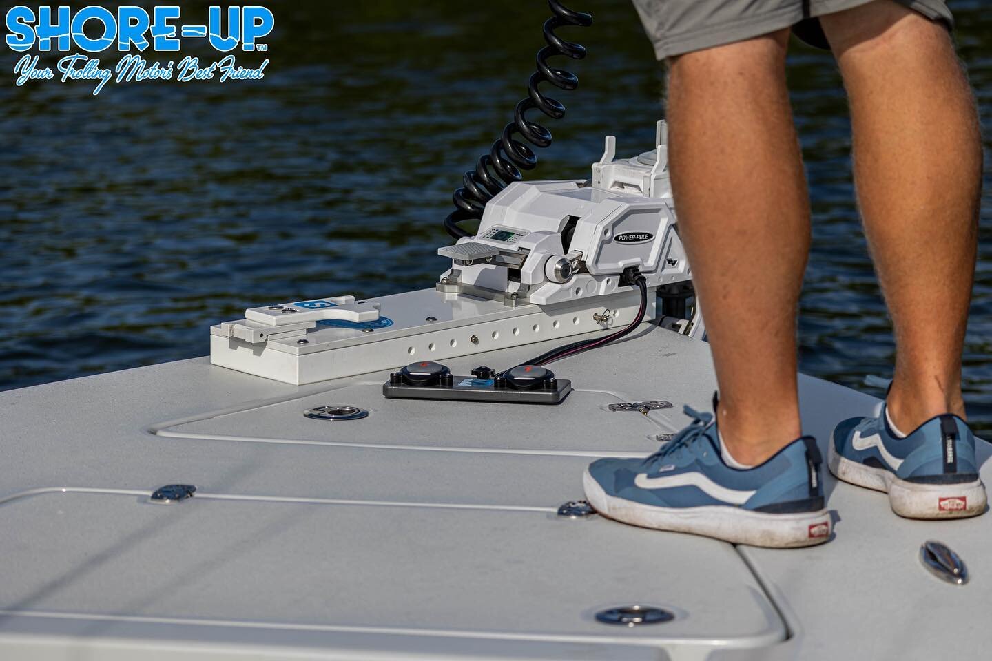 To say that this is the best-designed trolling motor mount on the market today is an understatement.⠀
⠀
⠀
⠀
⠀
#shoreup #fishing #trollingmotor #shoreupsystems