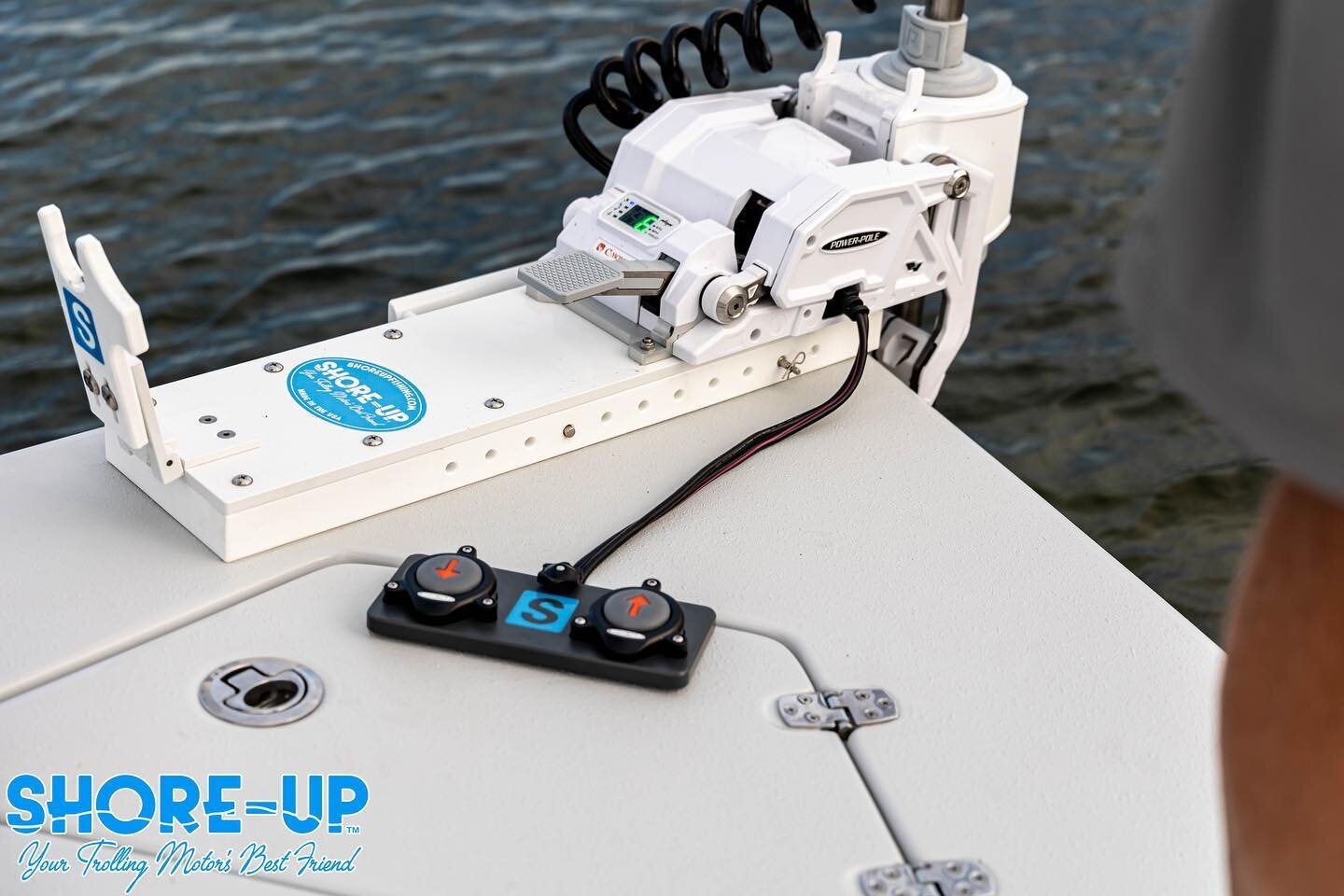 Did you know our Shore-Up mount fits the new @power.pole trolling motor?⠀
⠀
⠀
⠀
#shoreup #fishing #trollingmotor #shoreupsystems