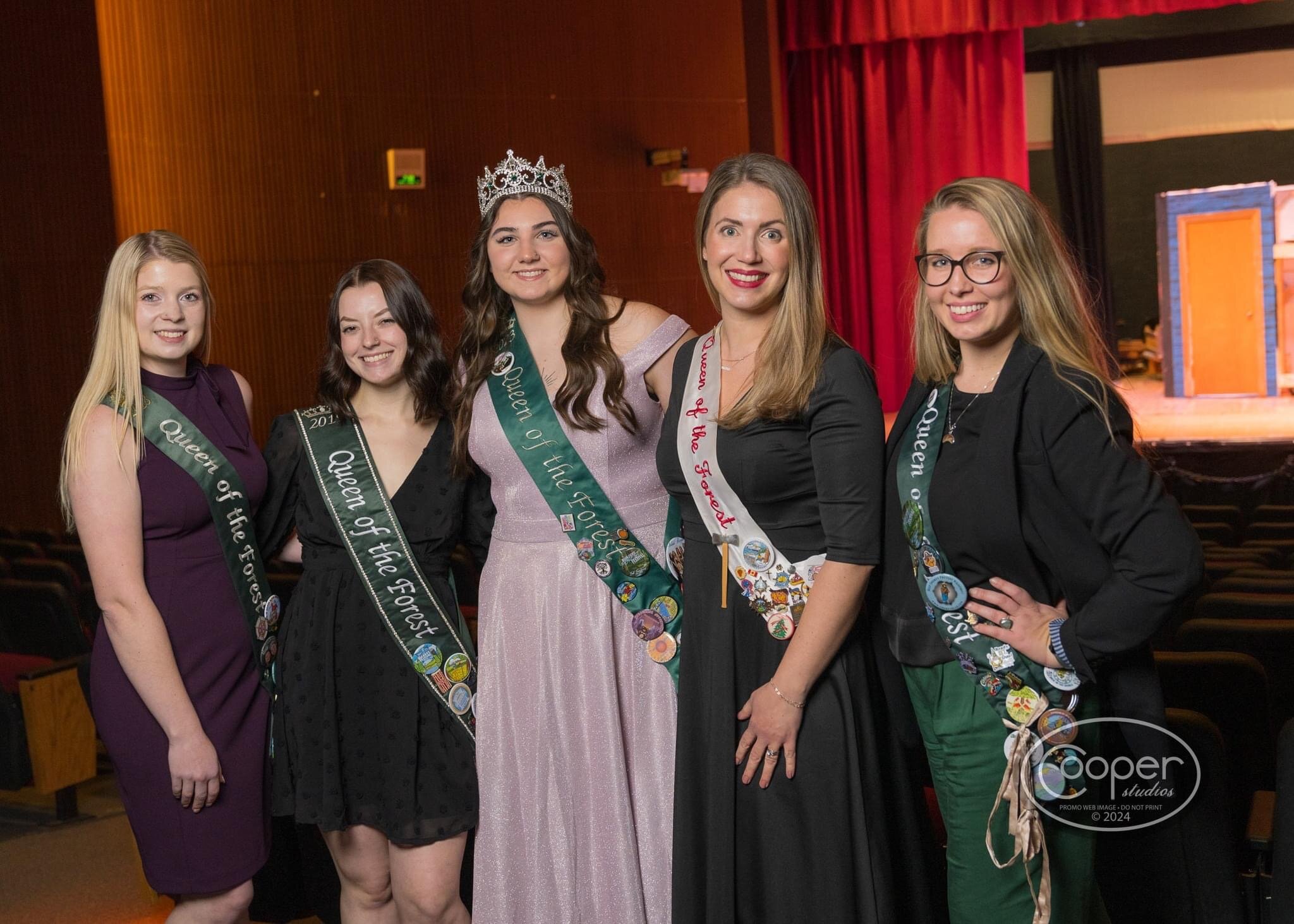 THANK YOU PAST QUEENS! Thank you to the former Queens of the Forest who helped make Coronation this year possible. 
1999 Queen - Hannah Blomberg 
2012 Queen - Brianna Eddy
2013 Queen - Alyssia Castro
2014 Queen - Anna Liljas 
2018 Queen - Jessica Shr