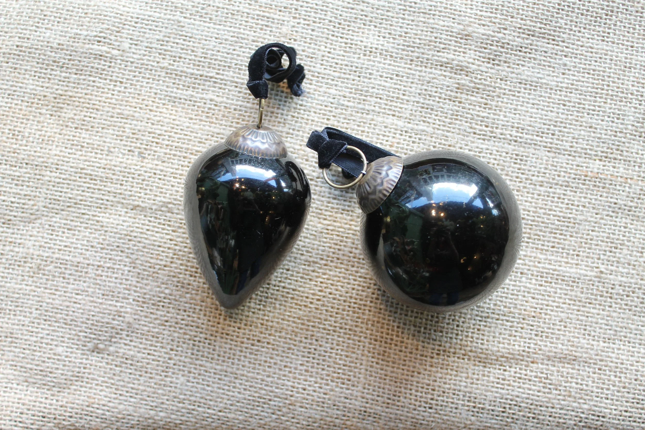 Danoa Giant Amber Baubles