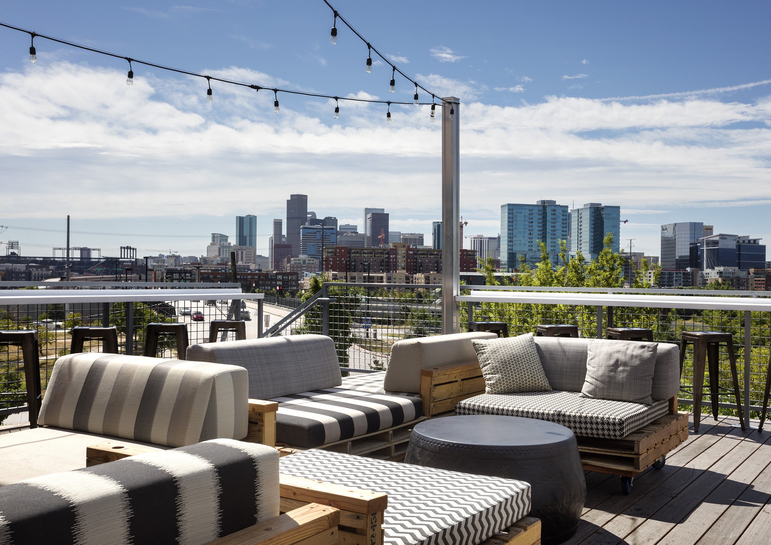 009_DeckPatio1.jpg