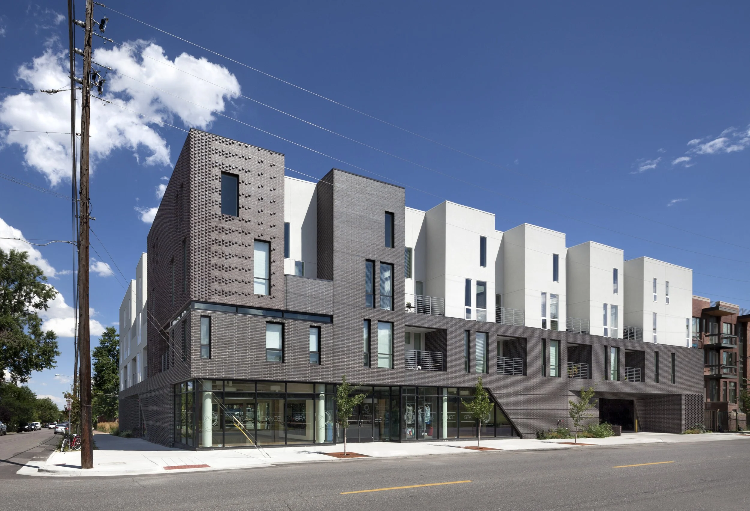 010_West Exterior2-2880.jpg