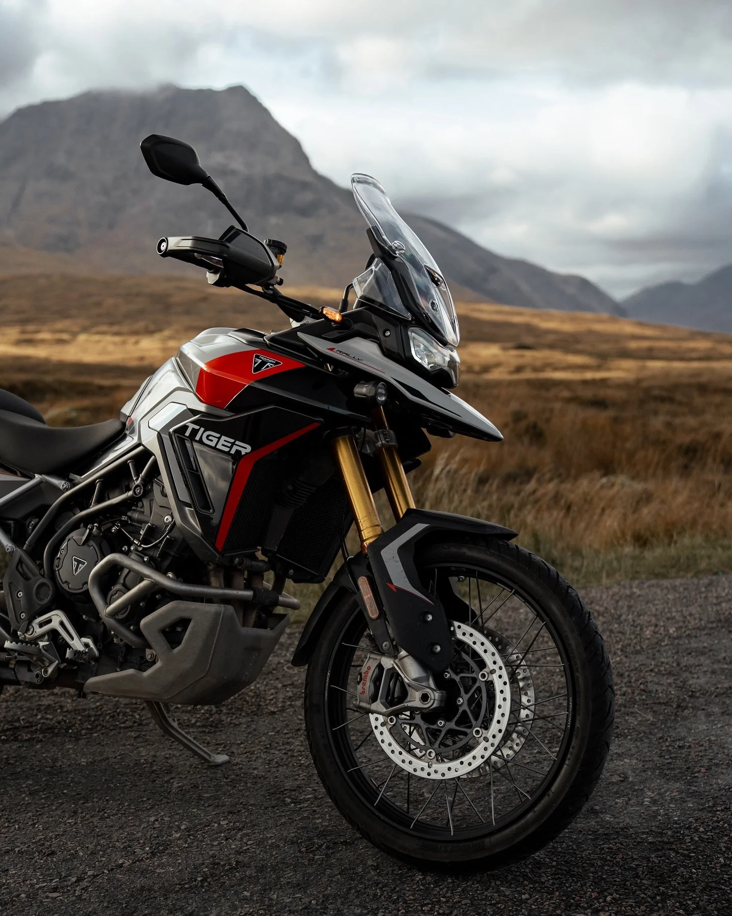The @triumphuk Tiger 900 Rally Pro at home in the Scottish highlands. 

#triumph #triumphuk #triumphtiger900rallypro #tiger900 #scotland #adventurebike #scotlandiscalling
