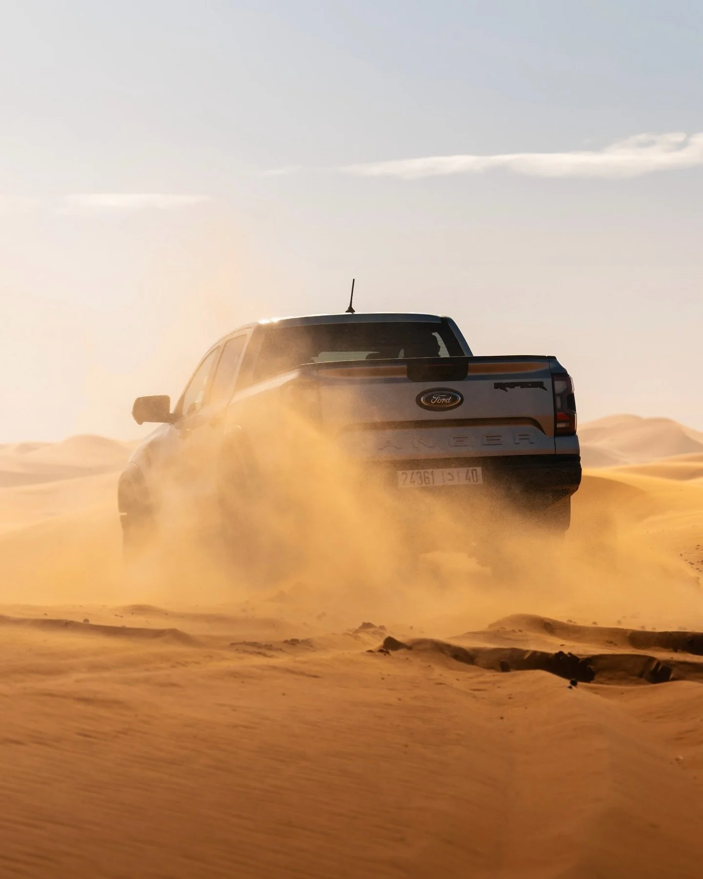 Couldn&rsquo;t have asked for a better crew / camera car for the road trip across Morocco. 

The Ford Ranger Raptor was super comfortable, even up and over some over the dunes. 

#ford #rangerraptor #fordraptor #morocco #offroad
