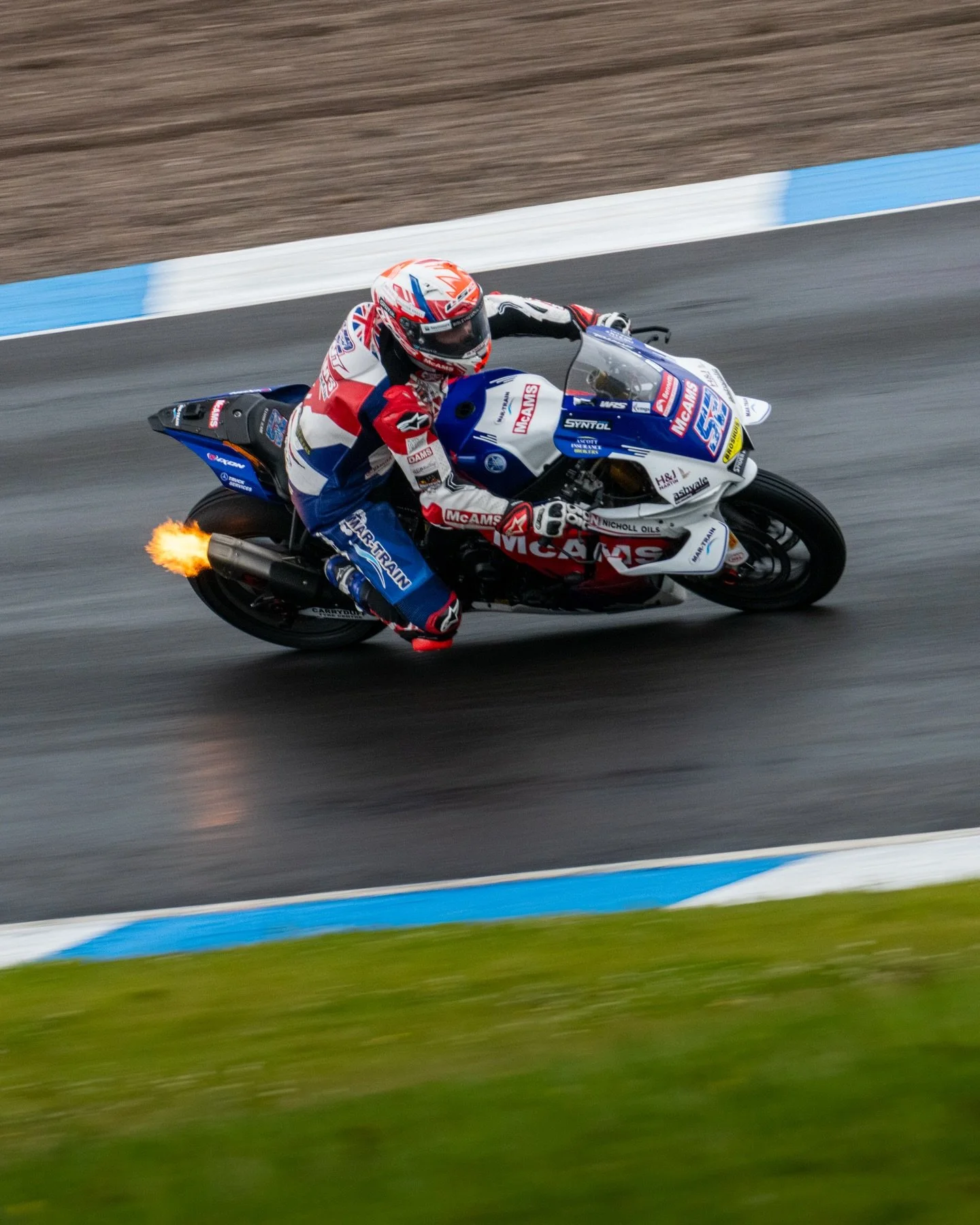 Less than 100 days until @officialbsb returns to @knockhillracingcircuit 

Here&rsquo;s hoping for some better weather this year! 

I&rsquo;ll be at a few of this years races, can&rsquo;t wait for the season to start. 

#bsb #britishsuperbikes #knock