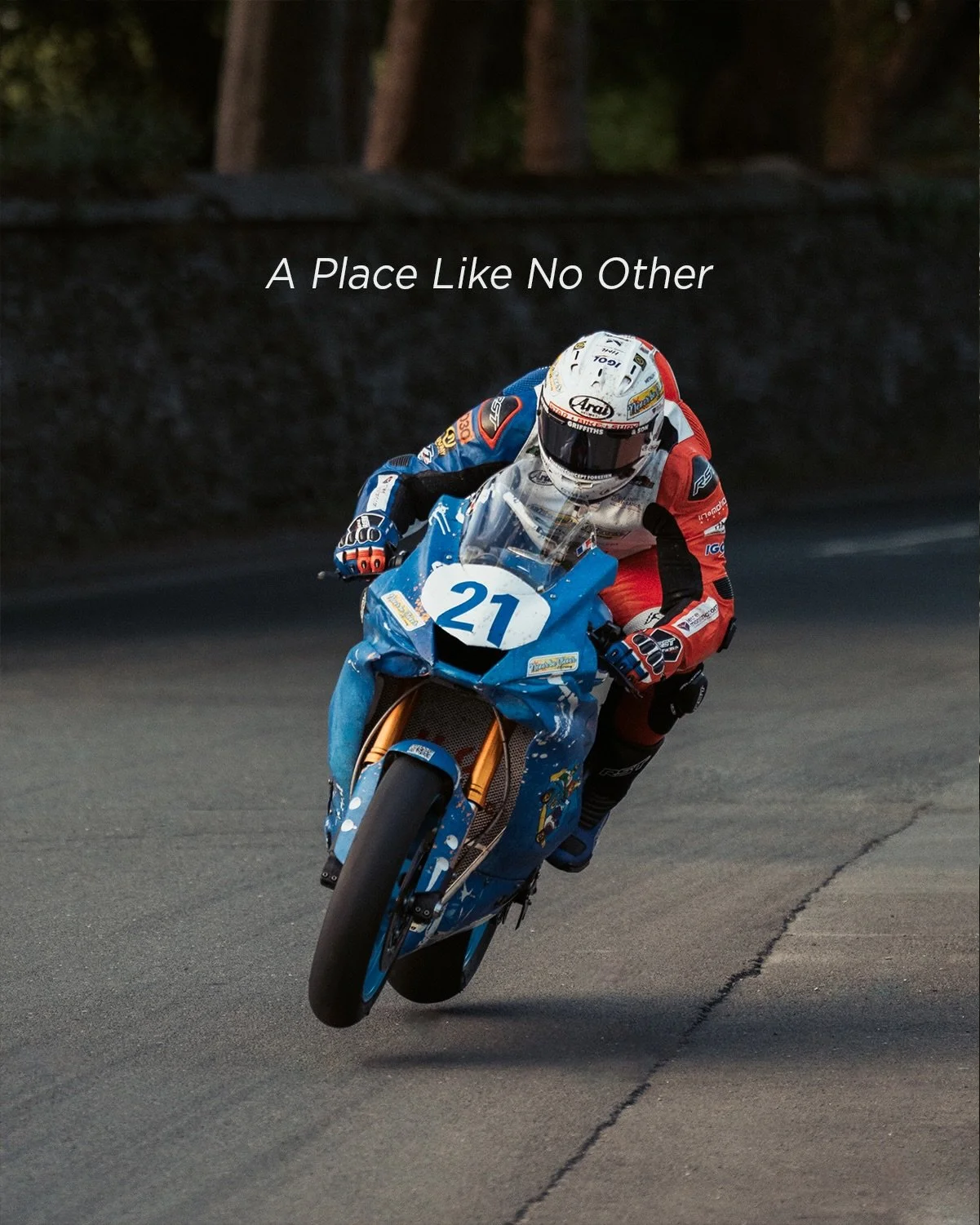 A place like no other. 

The @ttracesofficial really is something that everyone should experience. An unbelievable few days away watching during qualifying week. 

#iomtt #isleofman #isleofmantt #motorbikephotography #motorsportphotography
