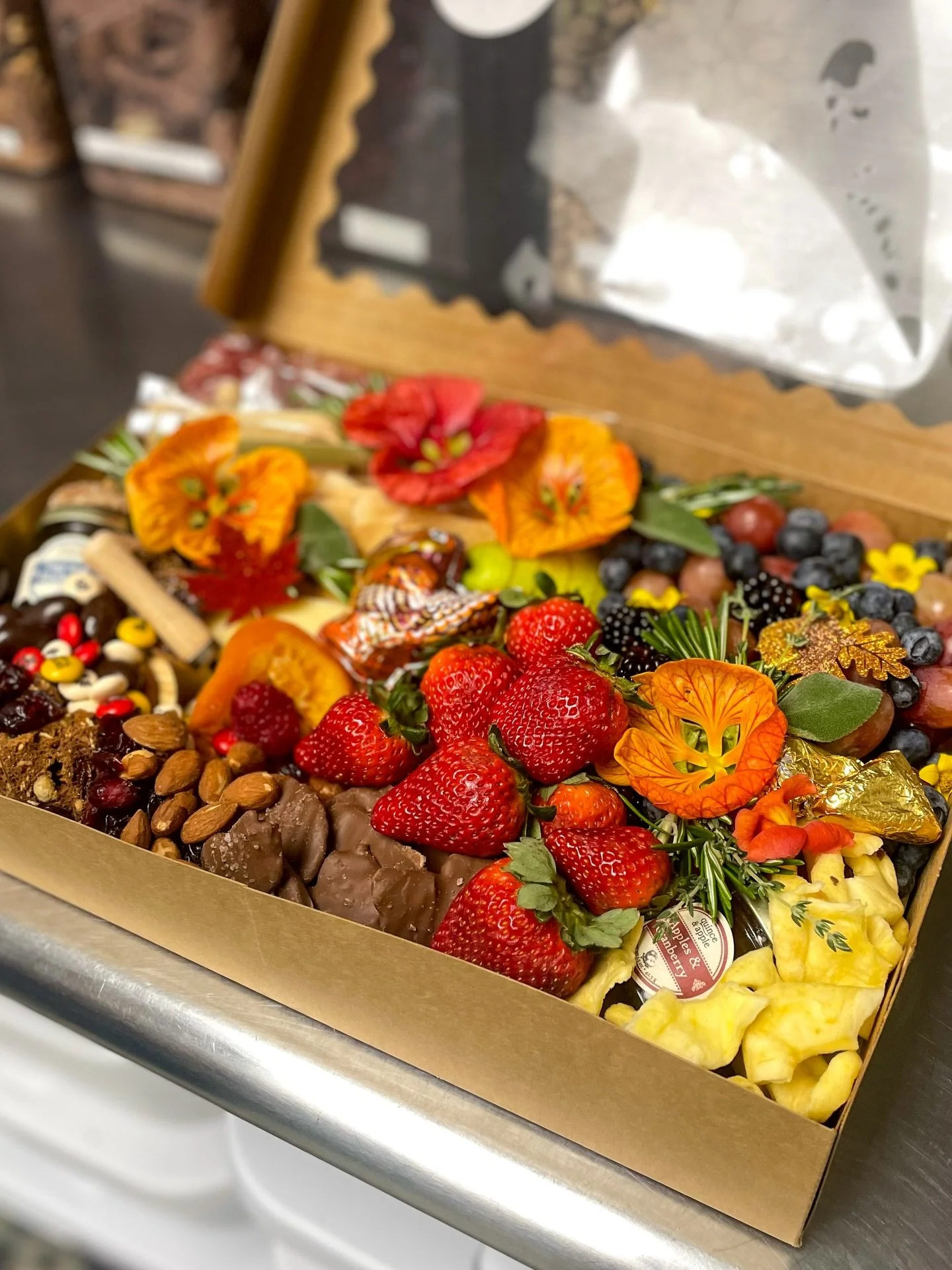 The gifts everyone remembers&hellip;start here at Chi-Cuterie✨

If you&rsquo;re tired of giving the same predictable presents every year, Chi-Cuterie just opened up a whole new world of holiday gifting: curated, elevated, and honestly&hellip;a little