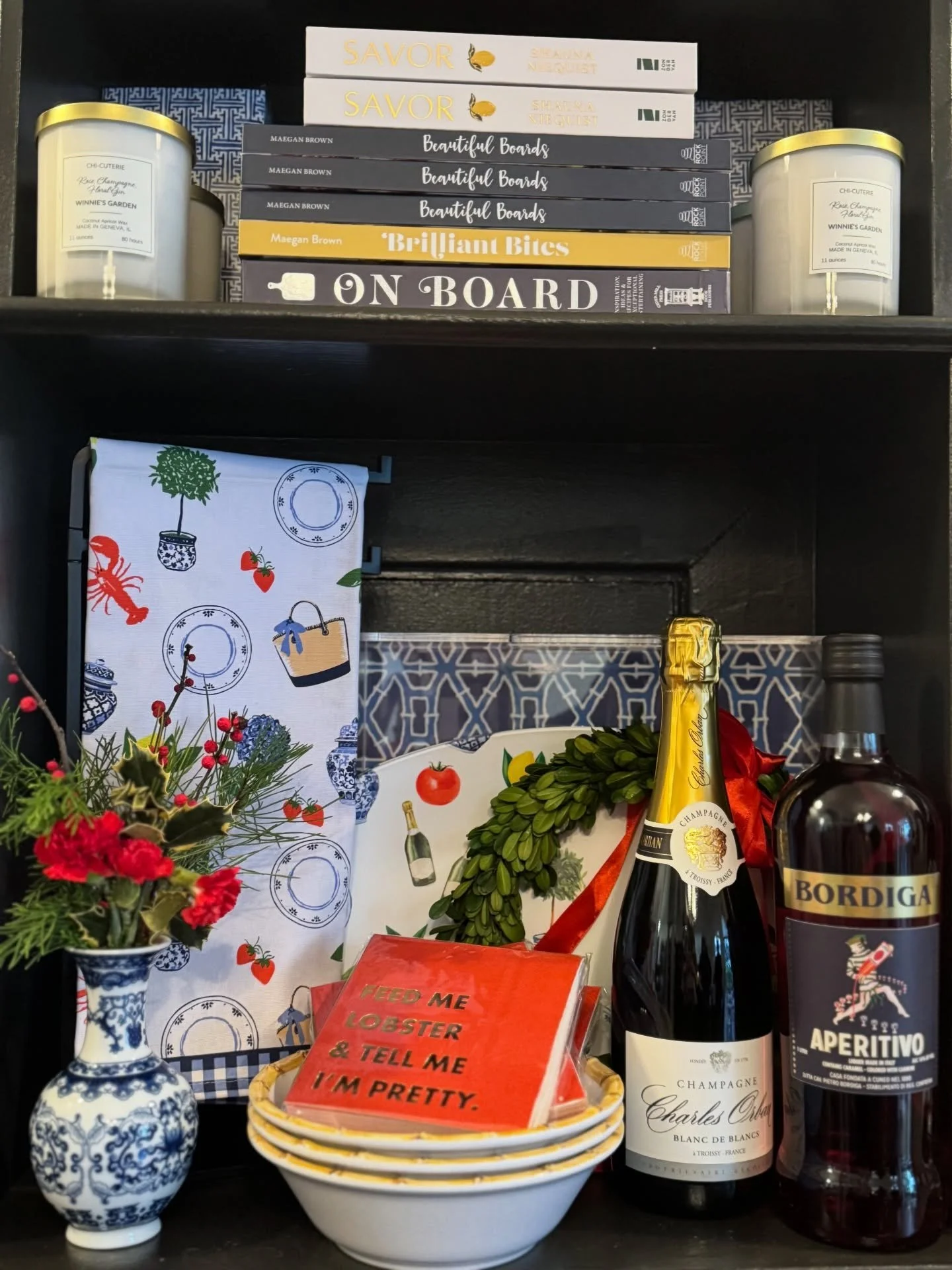 A few of my favorite things&hellip;.Champagne + lobster + oysters + topiaries ❤️🥂🦞🥂🌲✨

We just added a beautiful Champagne to our collection, Charles Orban Brut 🍾

🍾 Tasting Notes
	&bull;	Appearance: Clear golden color with fine, elegant bubble