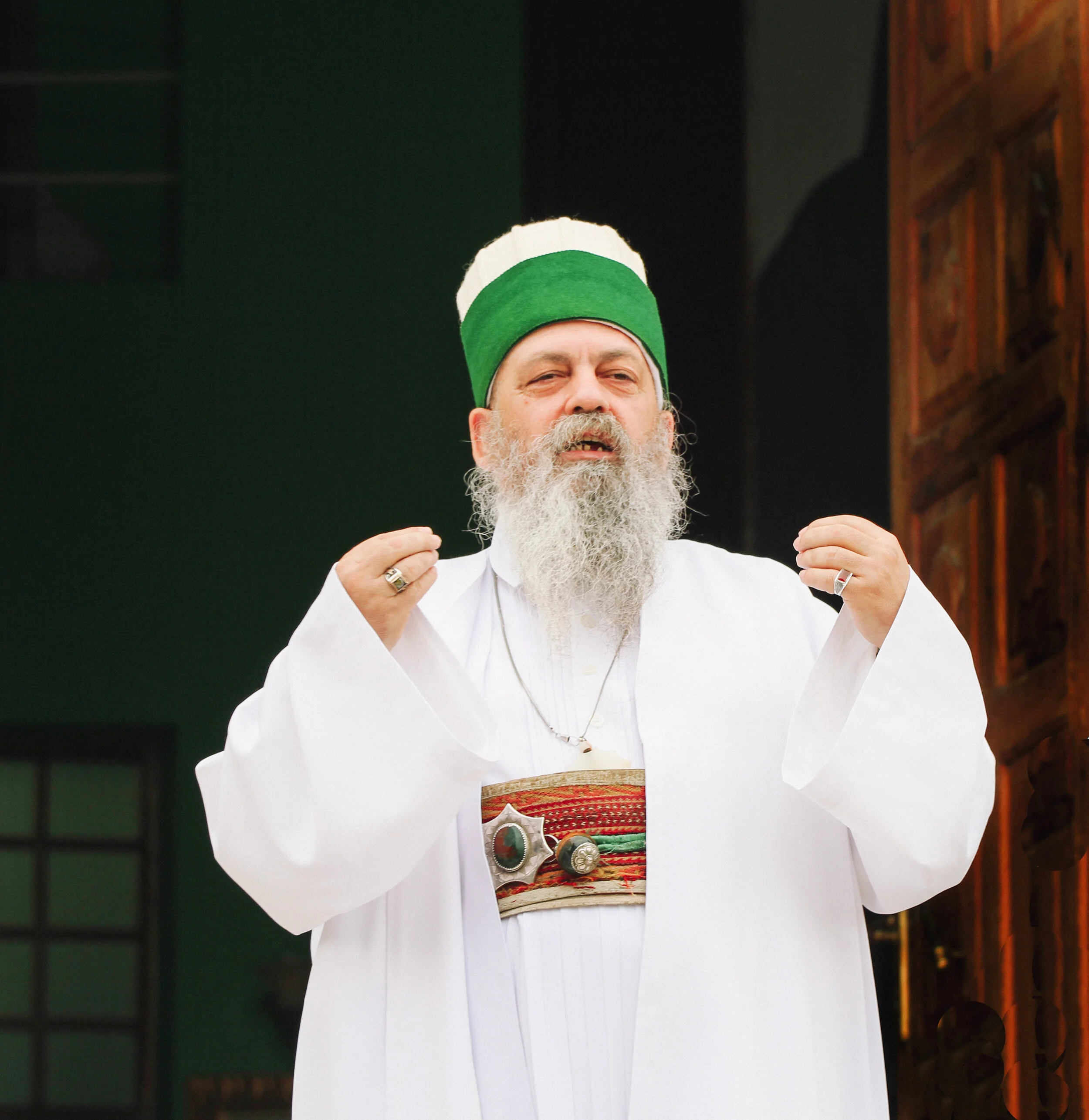 The Albanianspeaking Bektashi Order of dervishes — Sara Kuehn