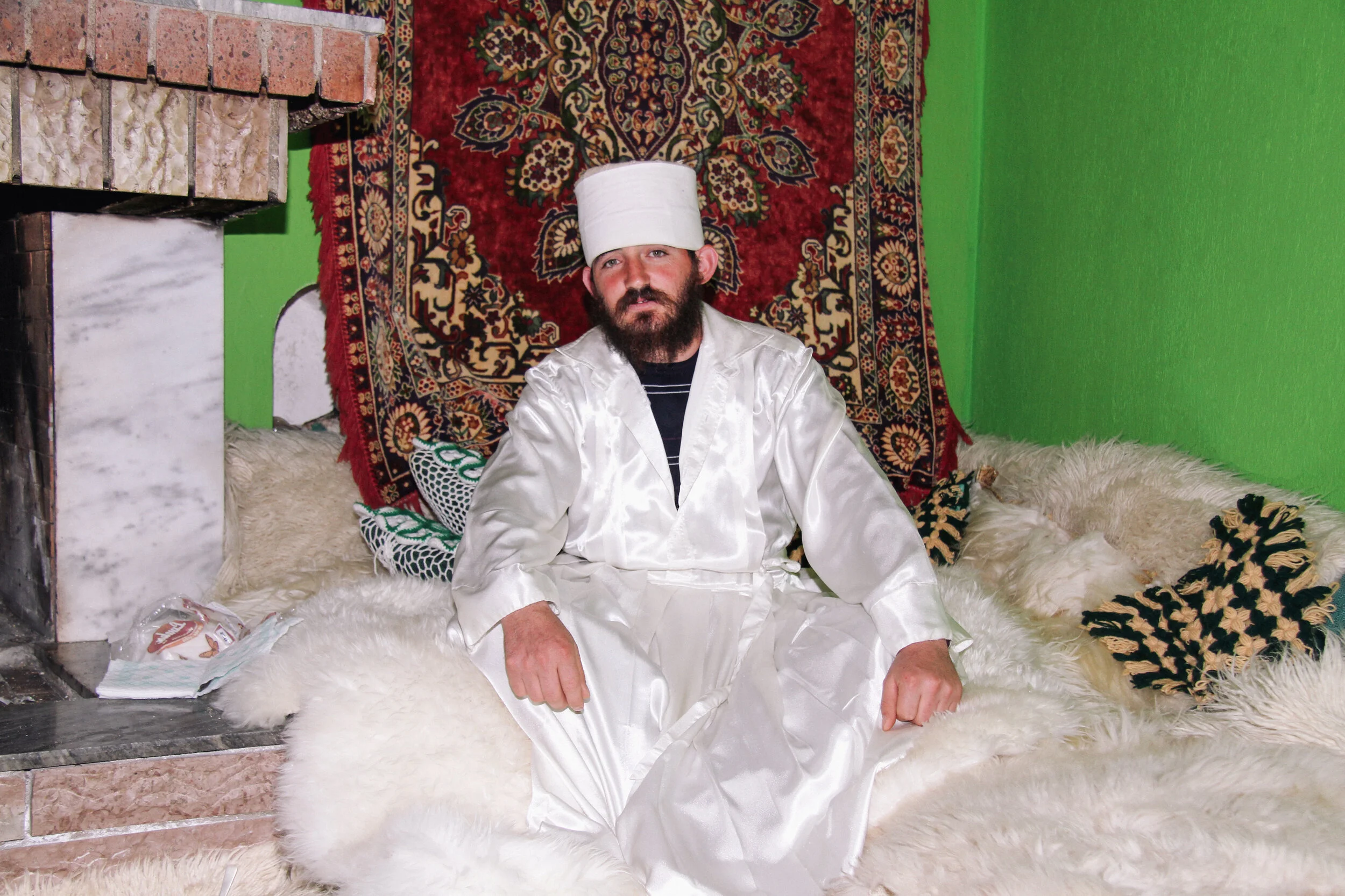 The Albanianspeaking Bektashi Order of dervishes — Sara Kuehn