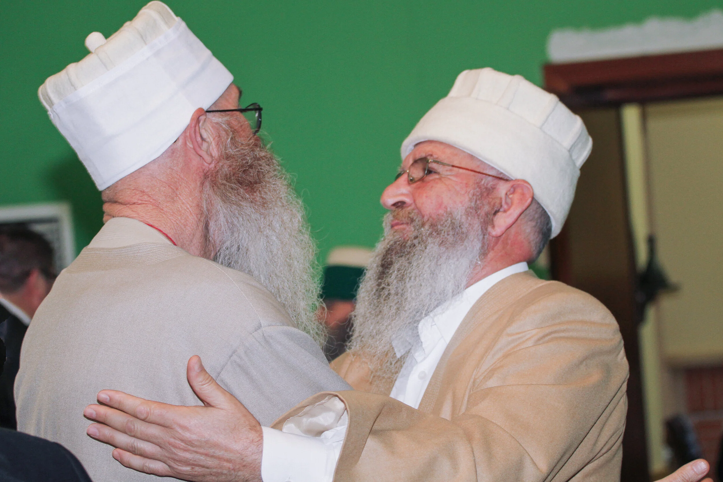 The Albanianspeaking Bektashi Order of dervishes — Sara Kuehn