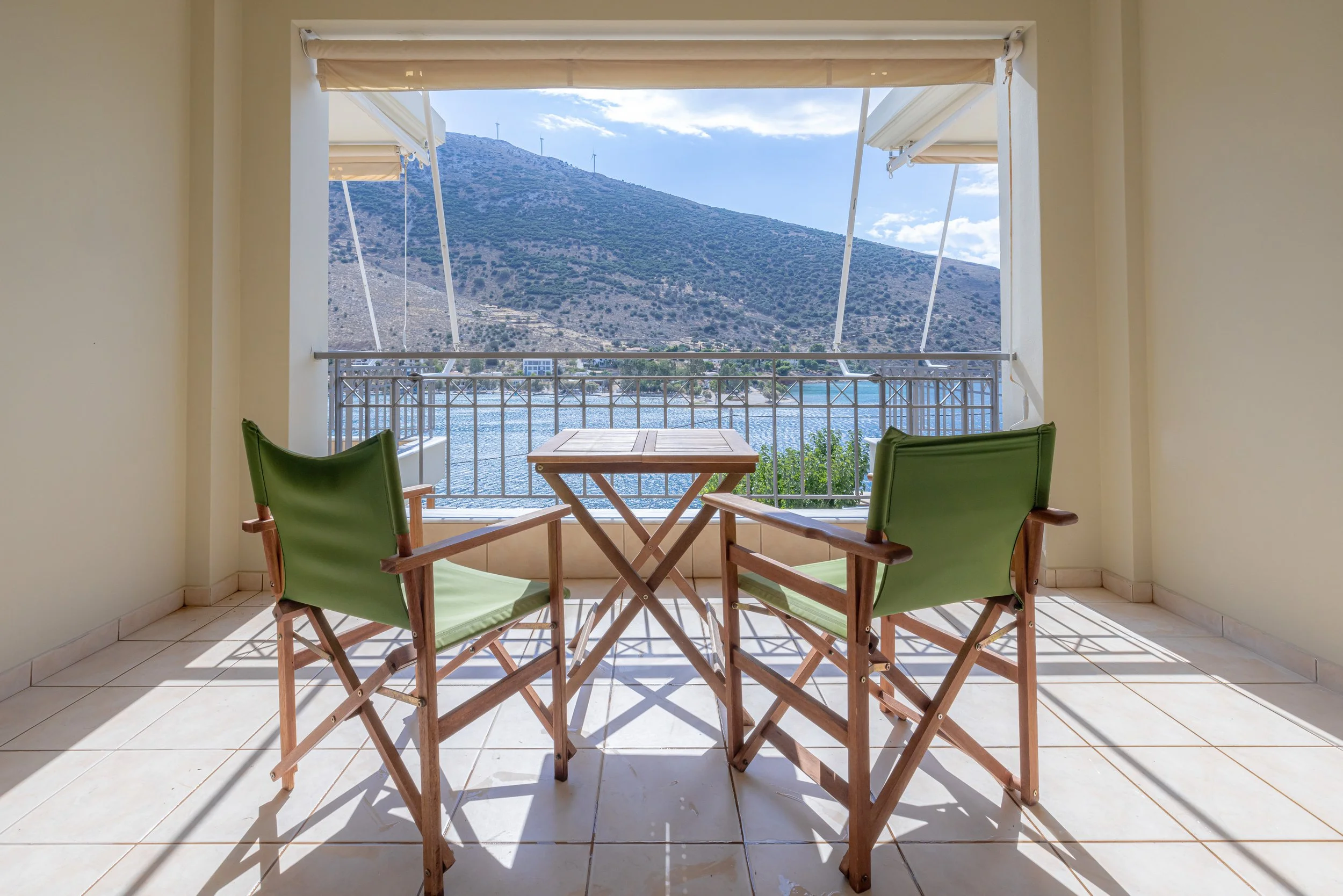 balcony top floor.jpg