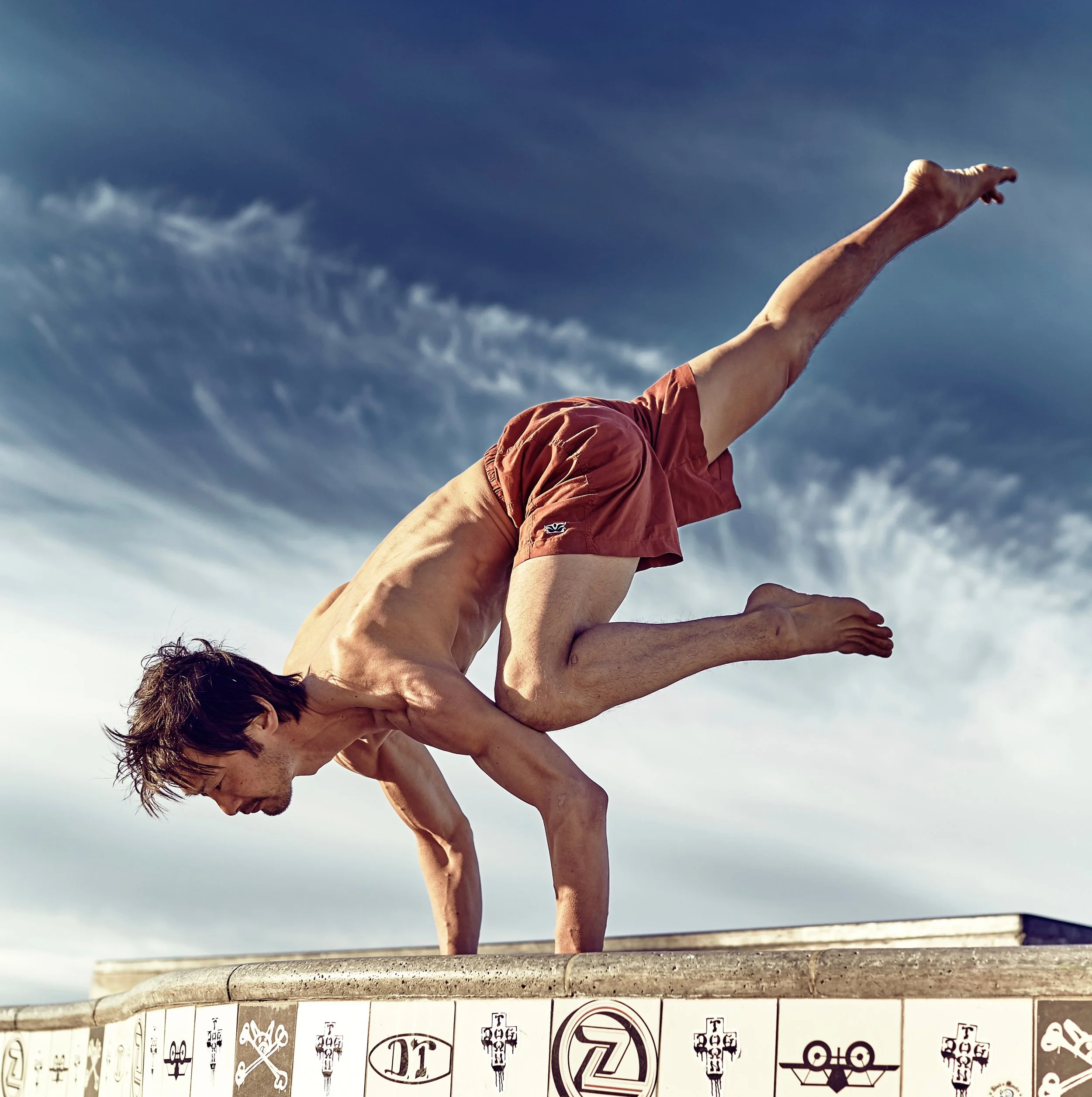 Eka-Pada-Bakasana-Venice-.jpg