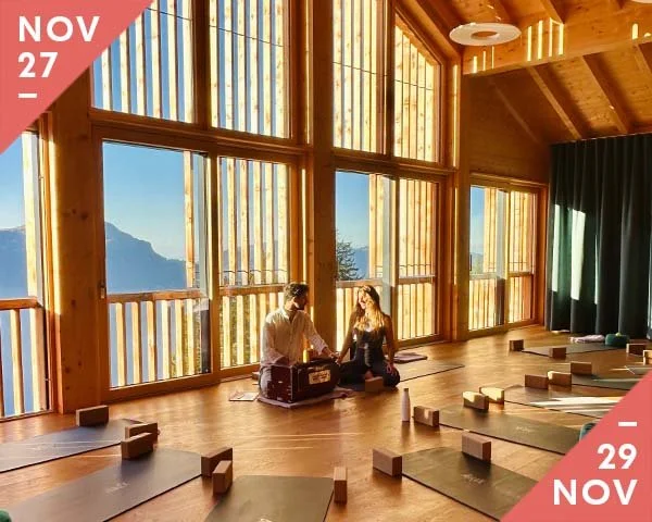 261123_Yoga_Zürich_Retreat_Berglodge37.jpg