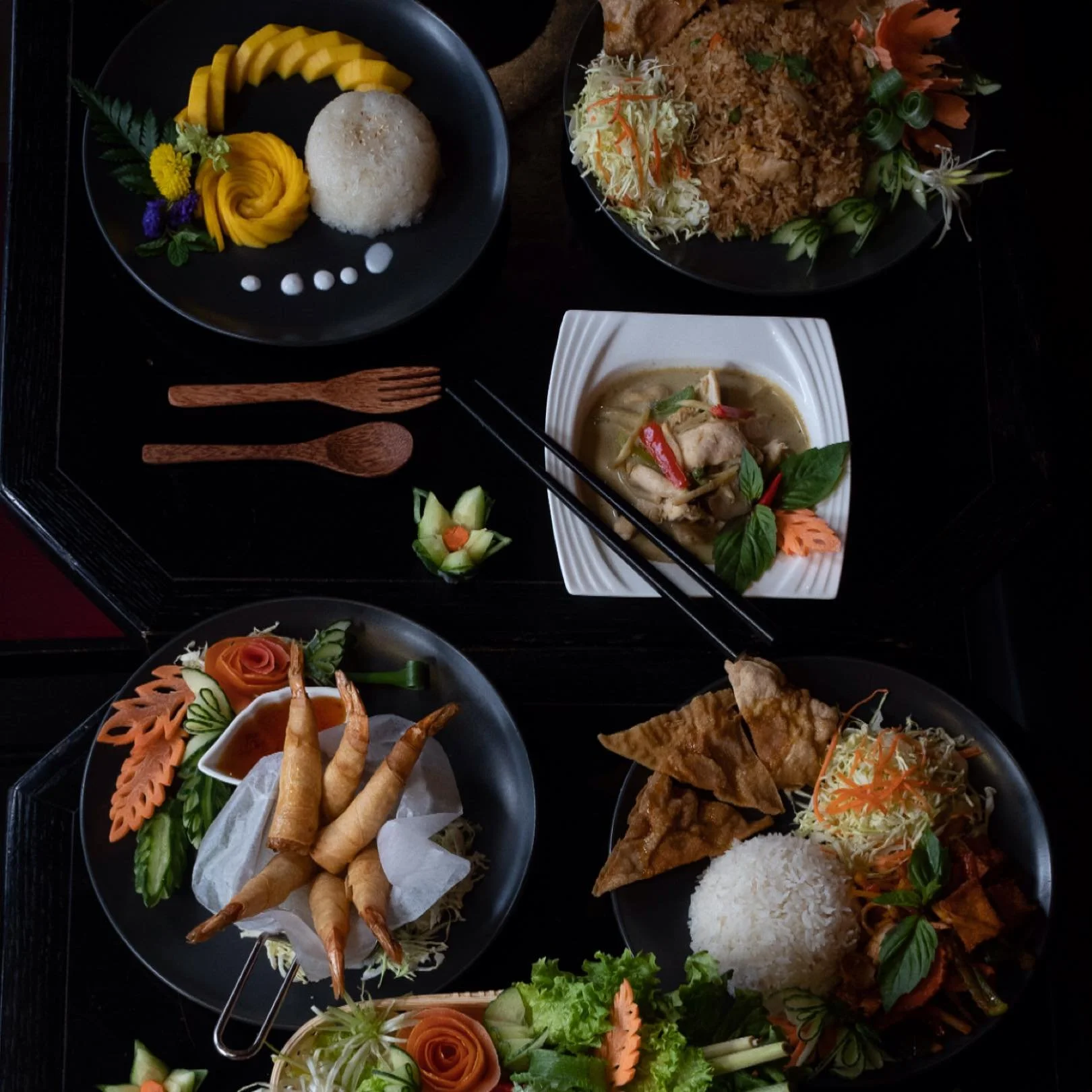 Looking for your next delicious Thai food fix? Come visit us at Chada Thai in Pinetree Village Centre &ndash; right in the heart of Coquitlam! 🍜🌶️

You&rsquo;ll find us at: 107-2991 Lougheed Highway, Coquitlam, B.C.

We&rsquo;re just steps away fro