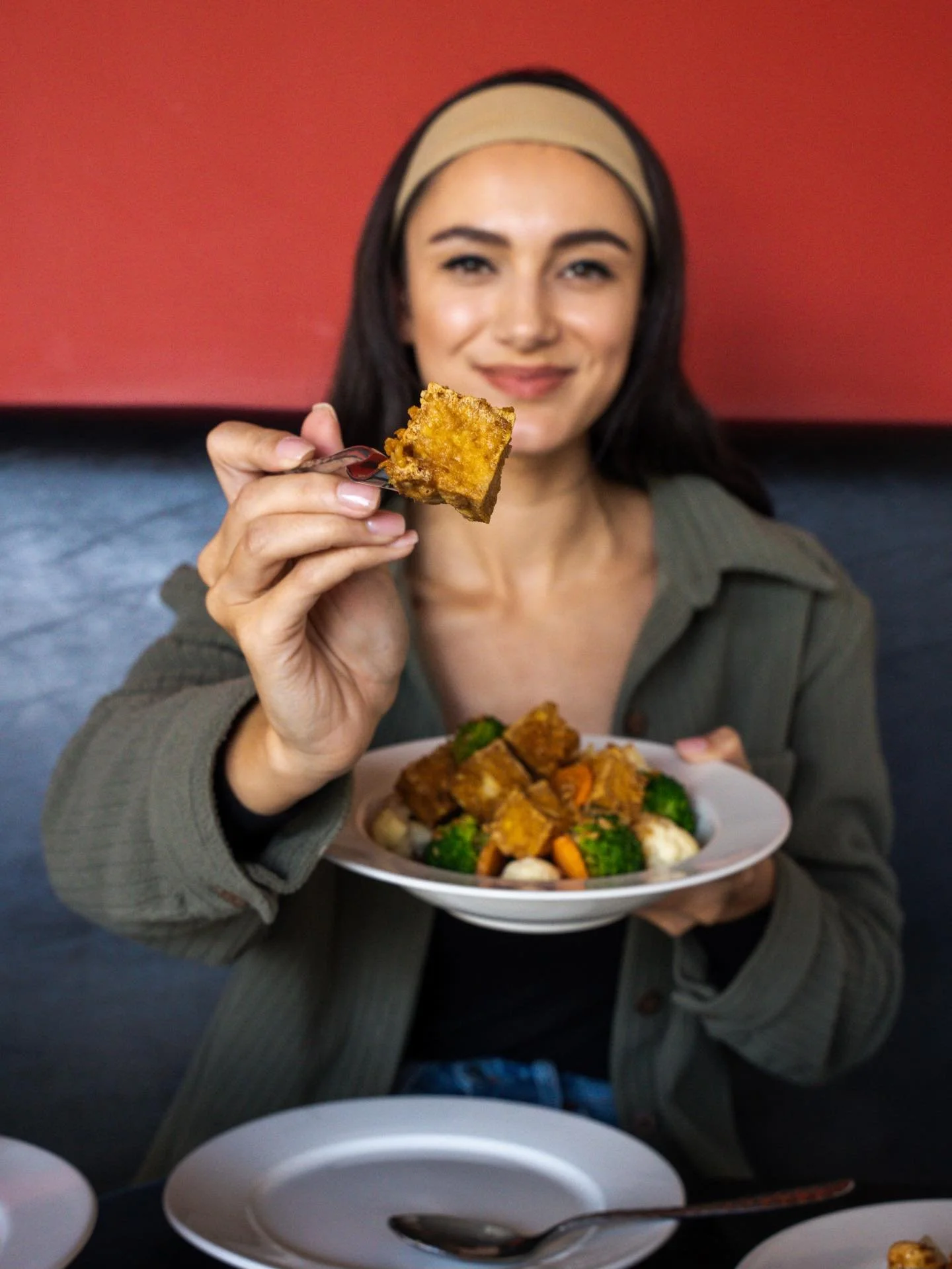 Planning your next Thai food fix? Ordering with Chada Thai is easy! We recommend placing your order 1 hour before pick-up, for large orders, please call 1&ndash;2 hours ahead so we can take great care of you!

Dining with us? Our restaurant offers a 