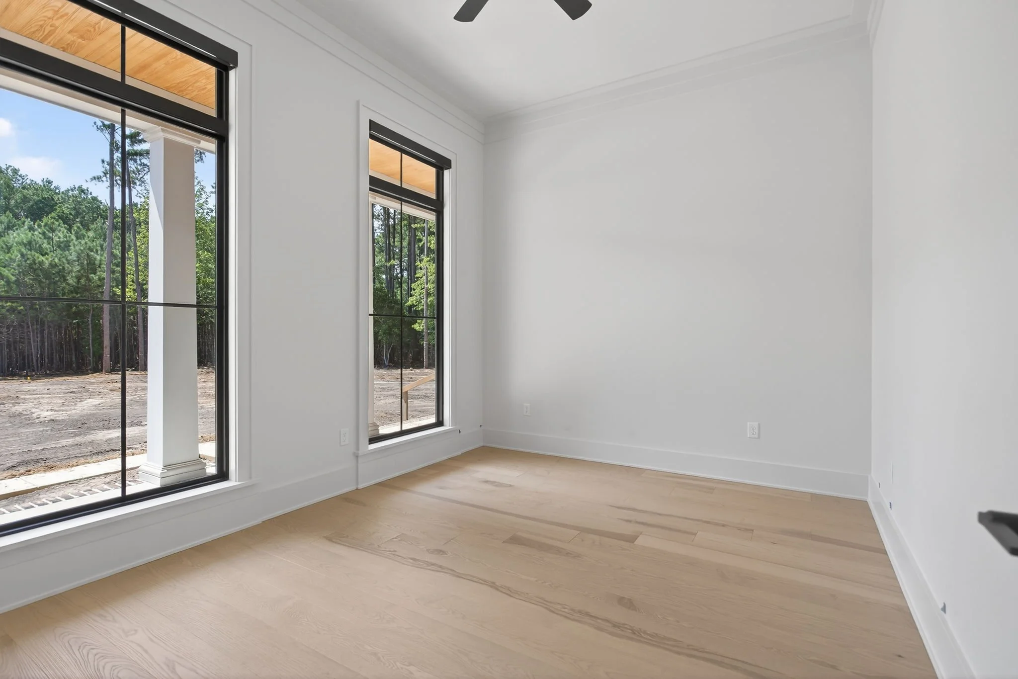 32-web-or-mls-1311-lawnes-neck-dr.jpg