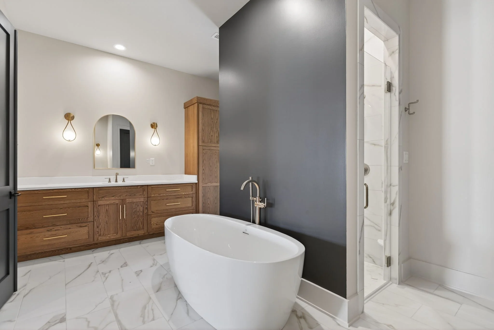 41-web-or-mls-1311-lawnes-neck-dr.jpg
