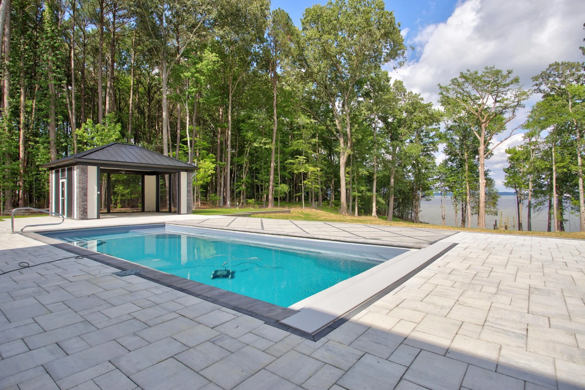 14-web-or-mls-paradise-on-the-river.jpg