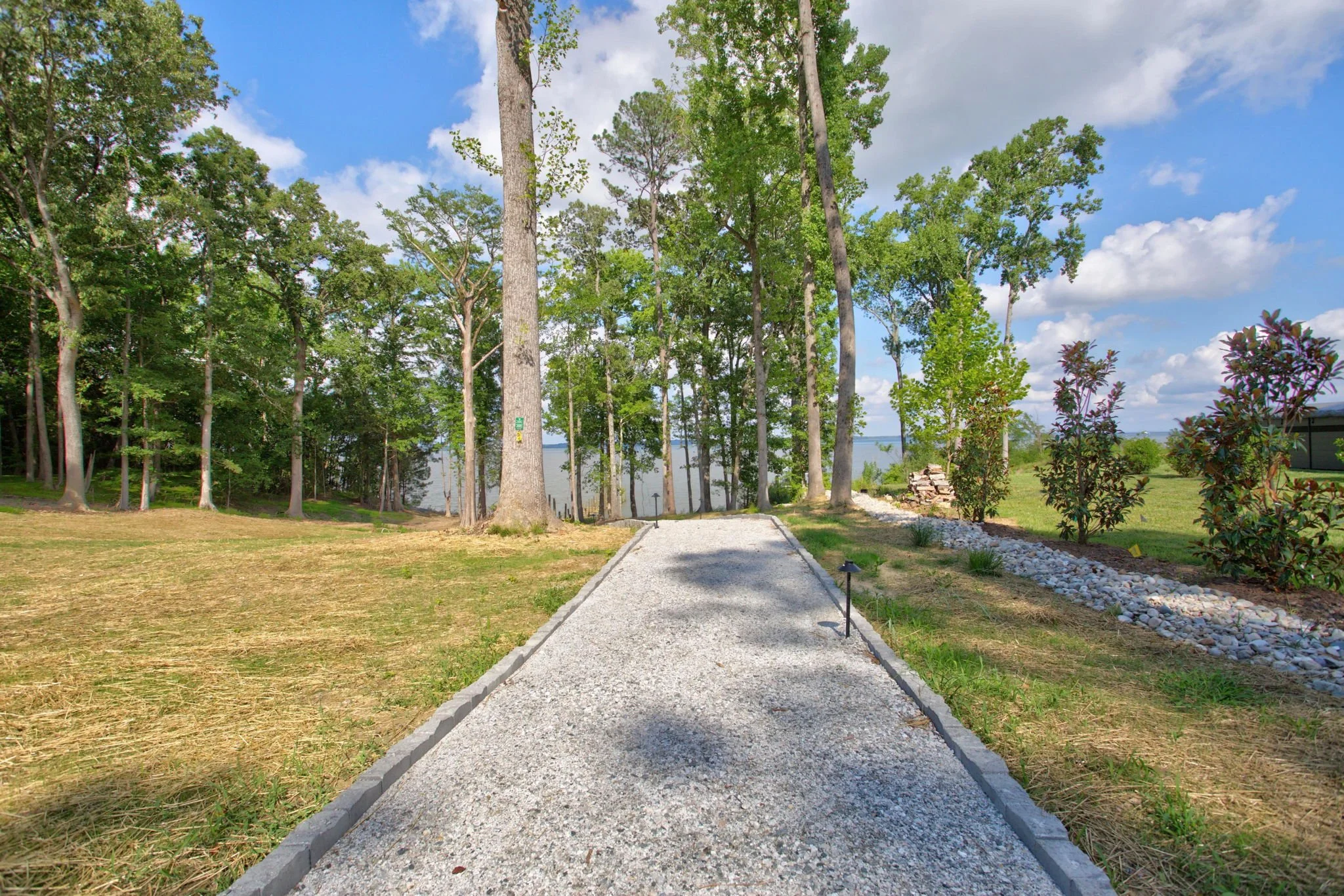 21-web-or-mls-paradise-on-the-river.jpg