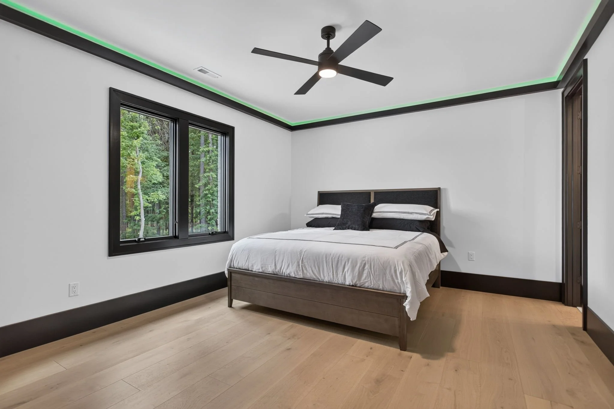 94-web-or-mls-paradise-on-the-river.jpg