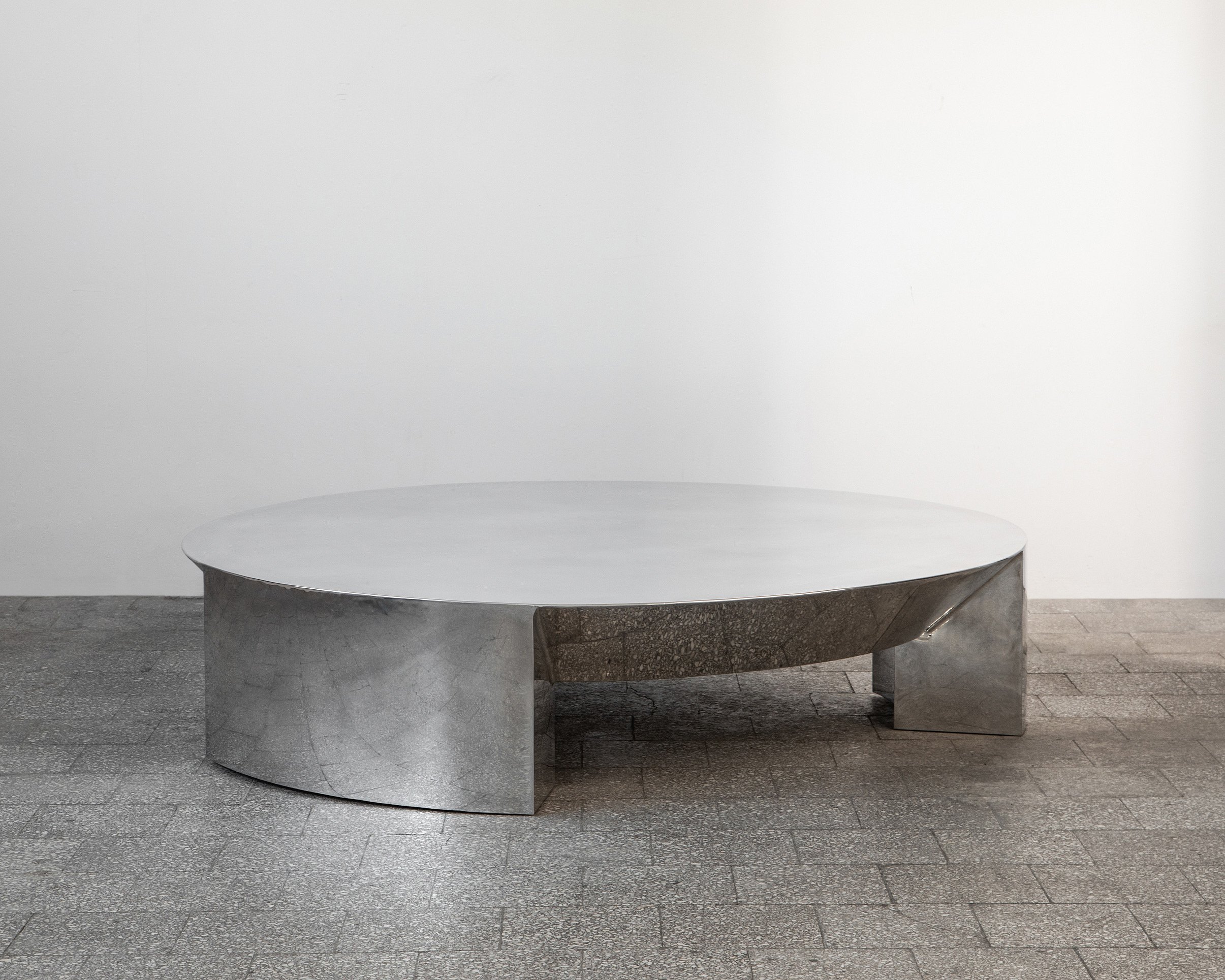 Aluminum Table S/N:2023.3 — Jan Ankiersztajn Aluminum Table S/N:2023.3 — Jan Ankiersztajn