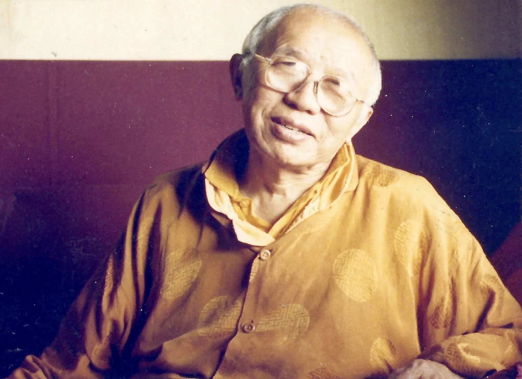 Tulku Urgyen Rinpoche in his room at Nagi Gompa hermitage, Nepal 1994 (Photo by N. L. Drolma)