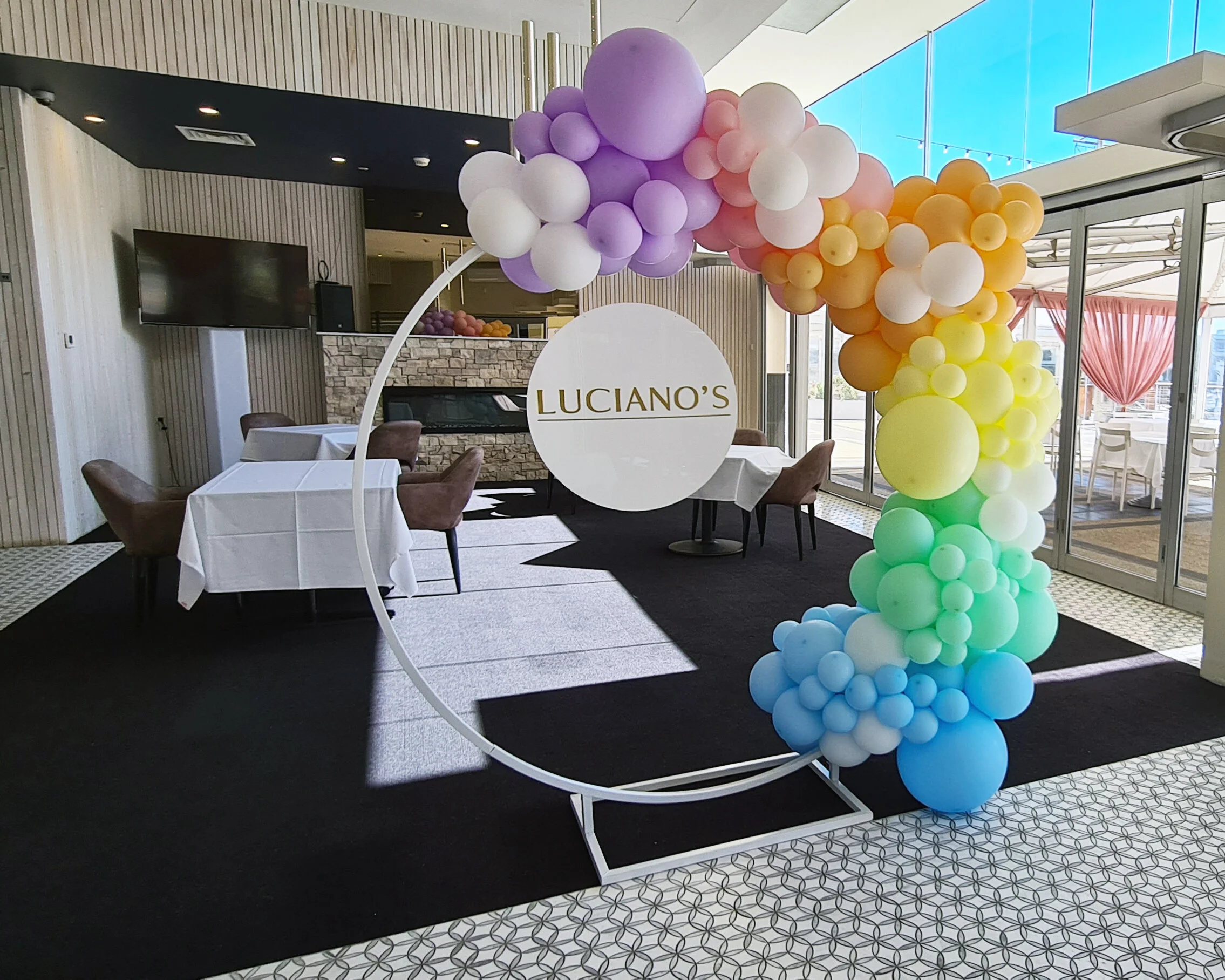 Gallery — Mr & Mrs Van