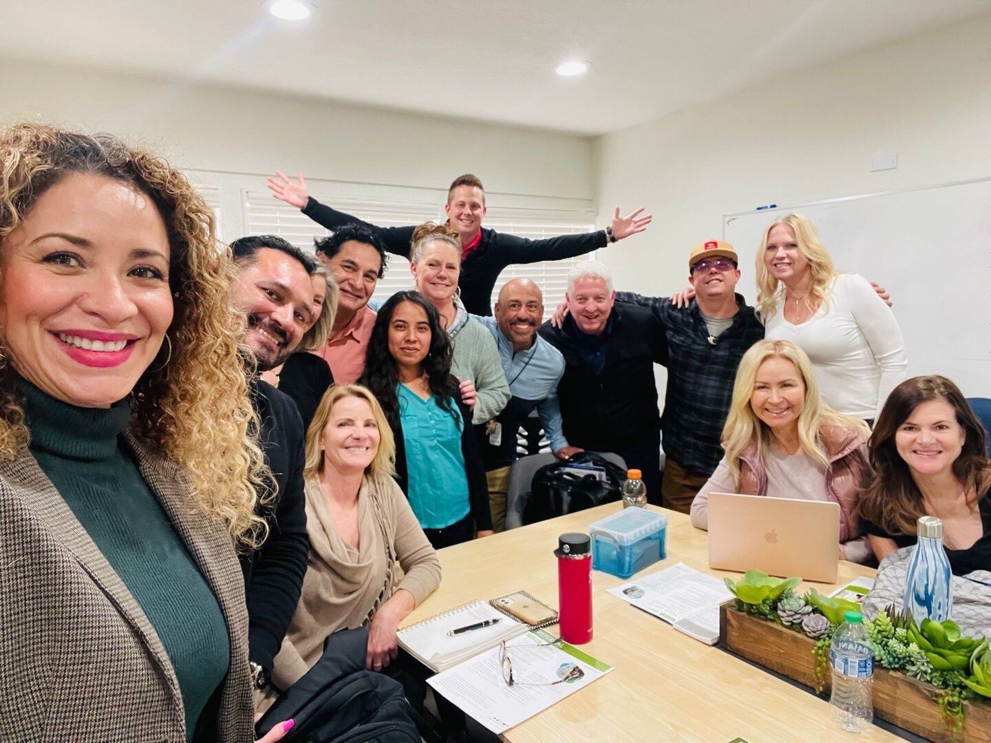 Always a fun training sesh when Ruby from SCAN Health Plan drops by! So proud of how locked in the team is for 2023 💪

#Health1 #medicare #medicareagent
