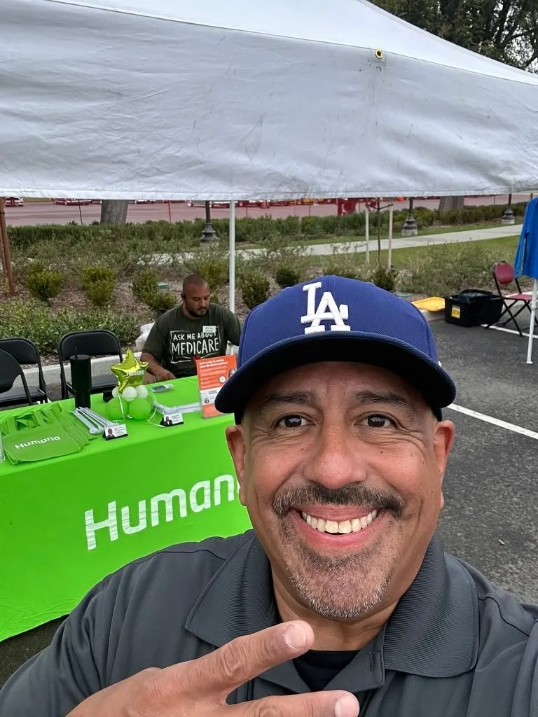 Health1 x Humana out in the community, March 2026.

Answering real Medicare questions. Solving real problems. No sales pitch. Just straight answers for seniors who deserve better than confusion and fine print. And @robertjojola looking fresh and read