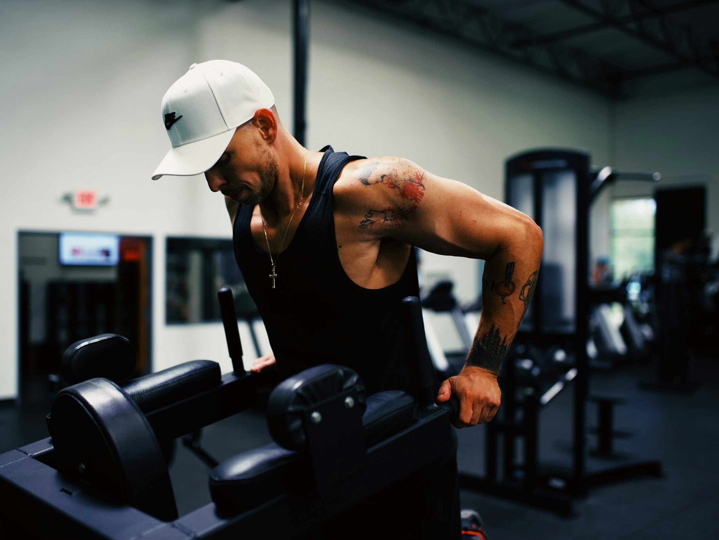 Weighted Calisthenics vs Regular Calisthenics: Which Builds More Strength?