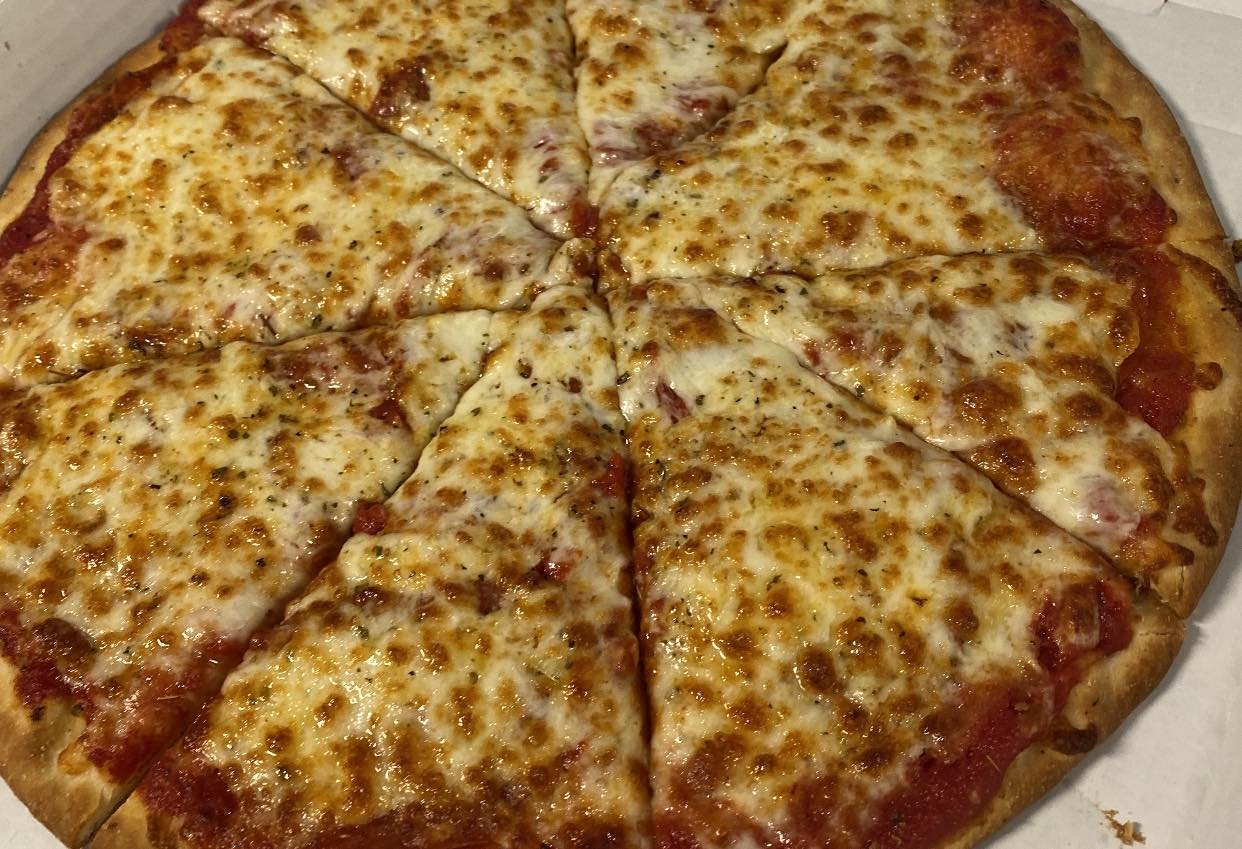 toscanos pizza.jpg
