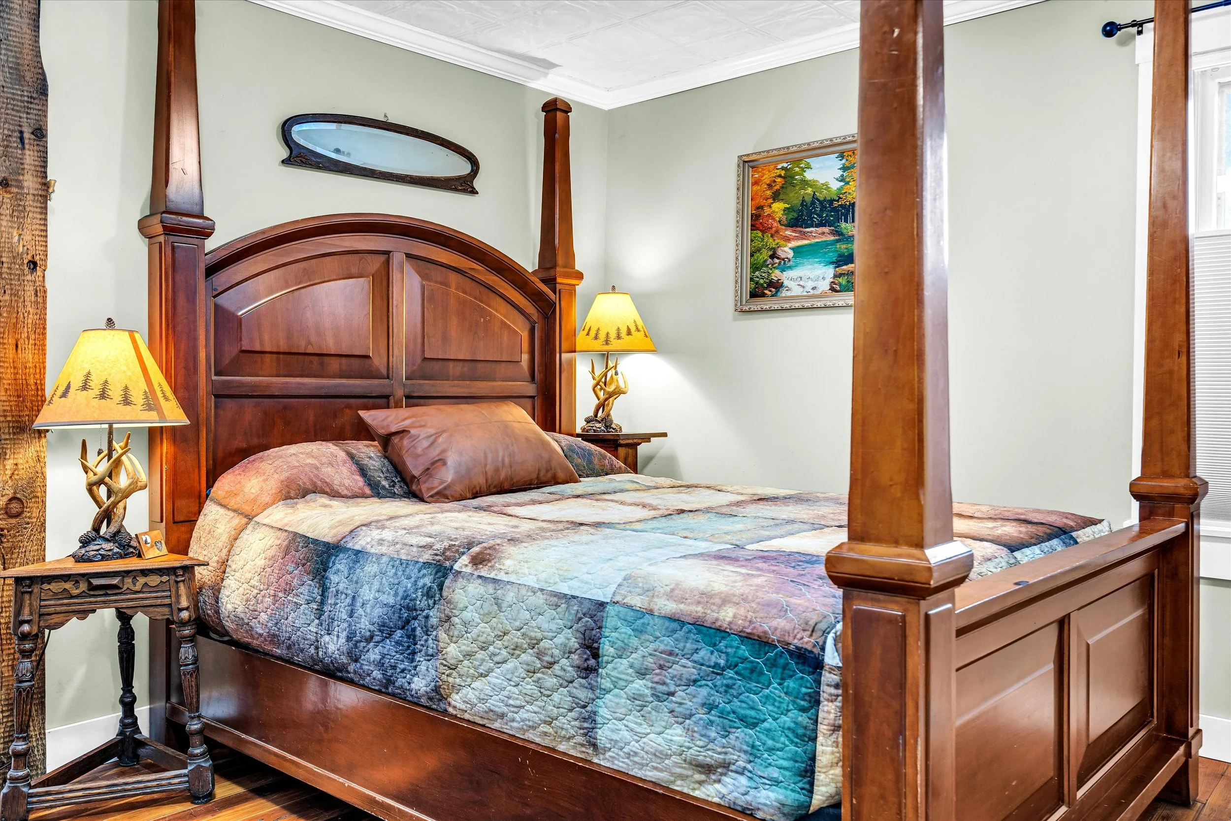 27-Kitchen _ Dining.jpg