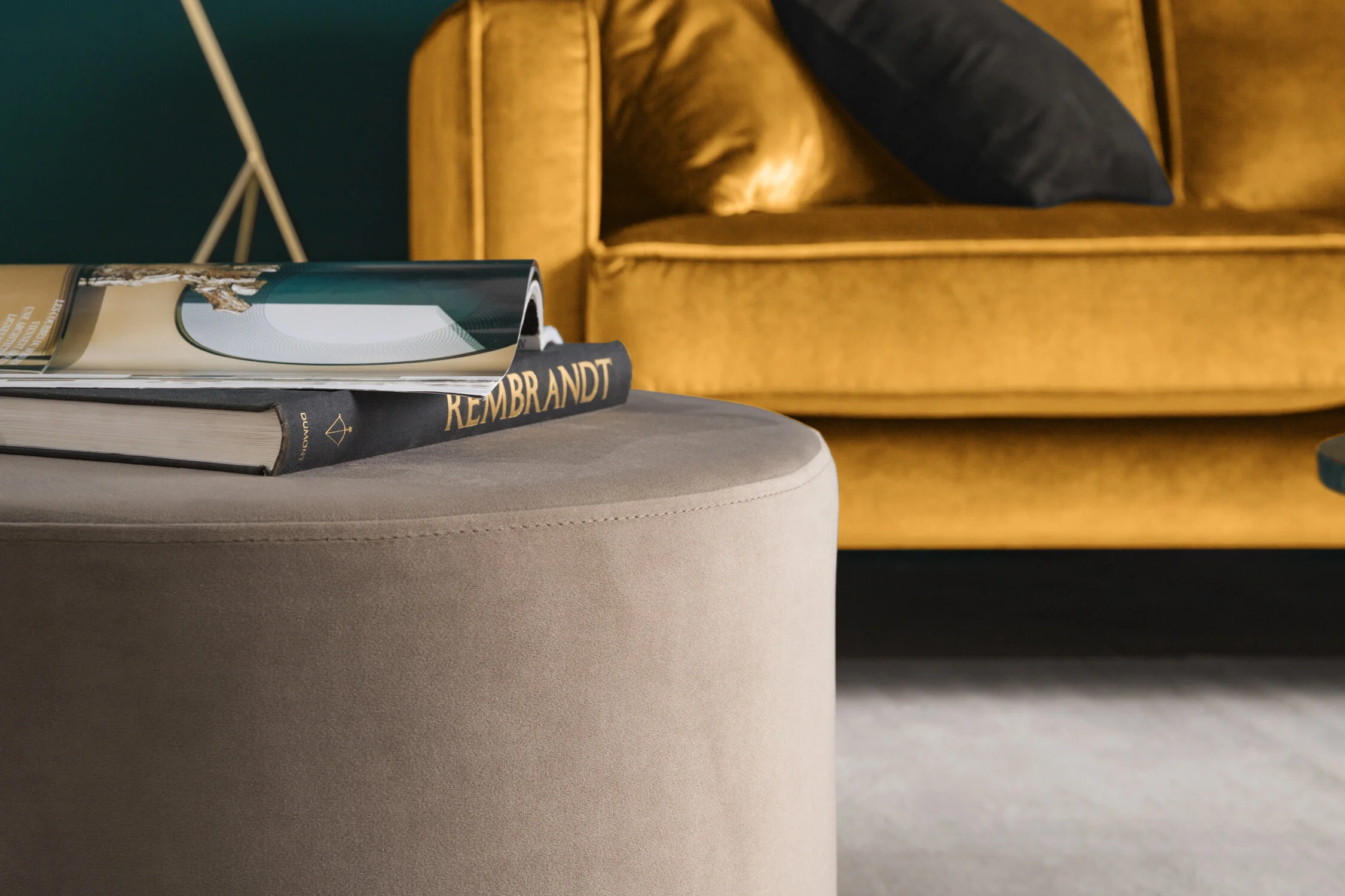 living room glamour style