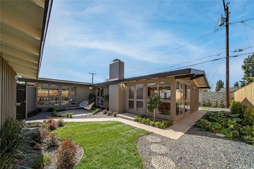 Blog Post Title Four (Copy)