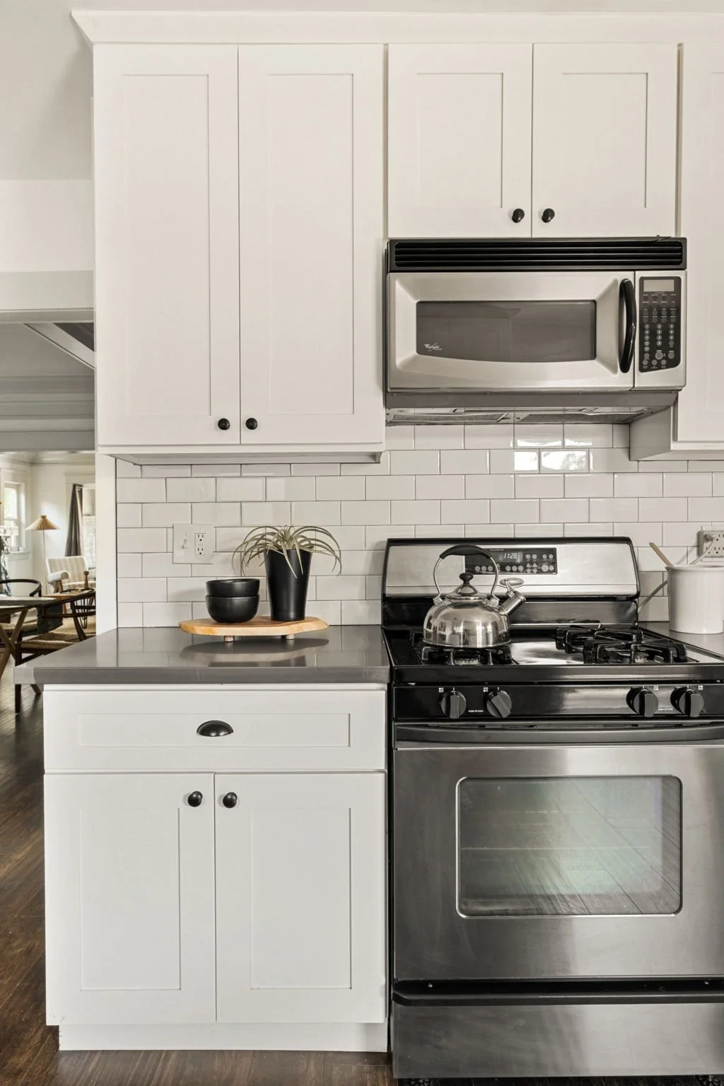 18-web-or-mls-3858-s-hobart-blvd.jpg