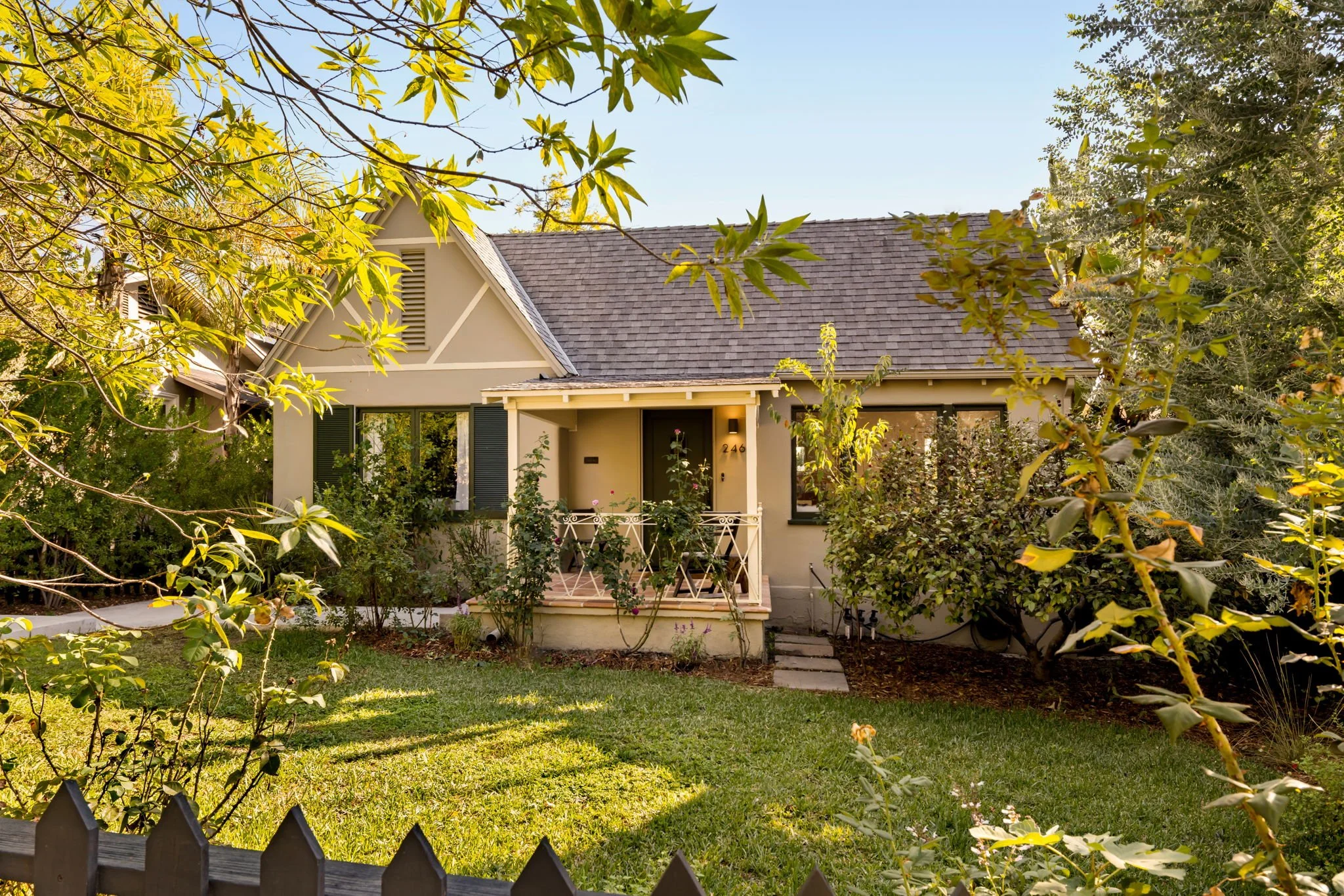 246 Robinson Road
