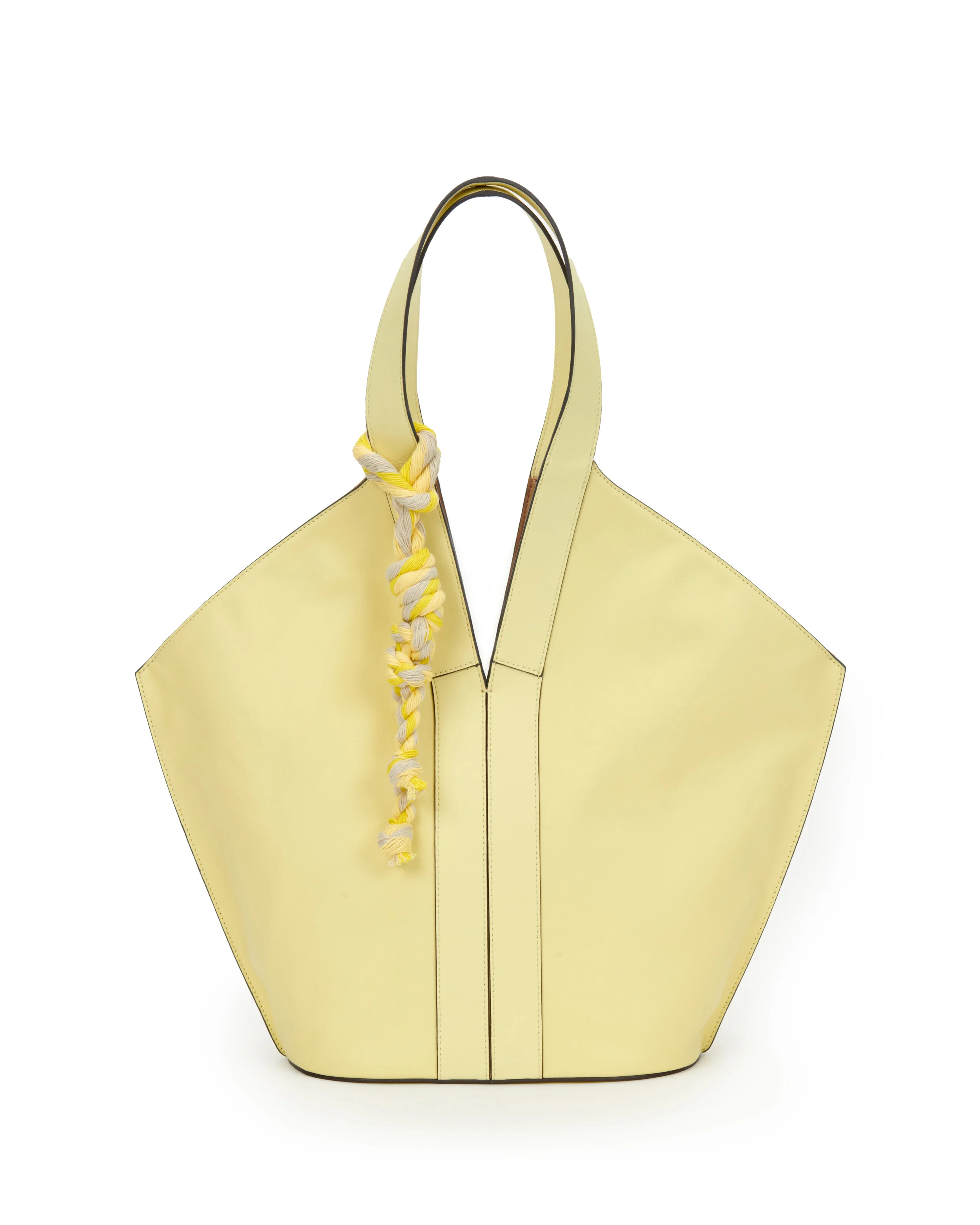 LOTS-VC-AFINA-TO-FRESH-LEMON-COW-NAPPA-C.L.LINING-L-FRO.jpg