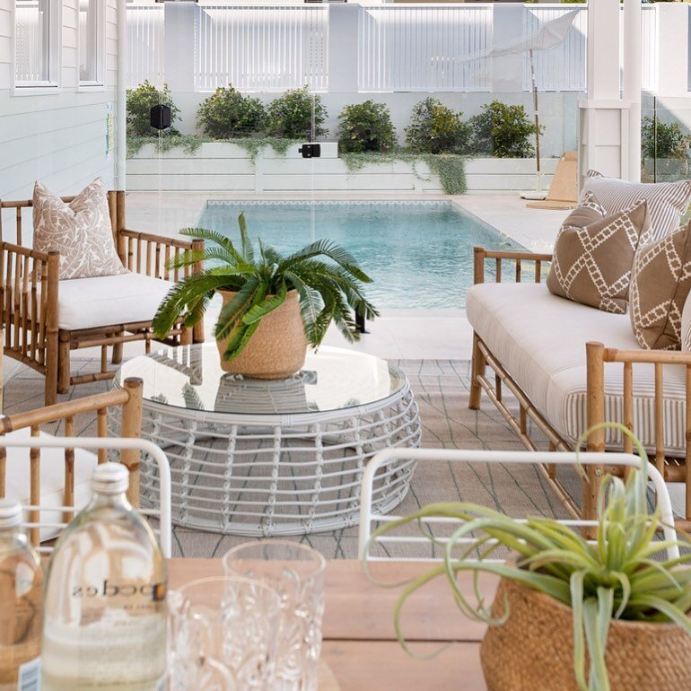 Outside Oasis 🌴 💦 
Thinking of selling? Book us in to help you power up your profit potential 💫

📸 @real_scope_brisbane 
.
.
.
.
.
.
#maximiseyourprofit #sold #pool #landscaping #interiorswithsoul✨ #interiorstyling #interiordesign #brisbaneproper