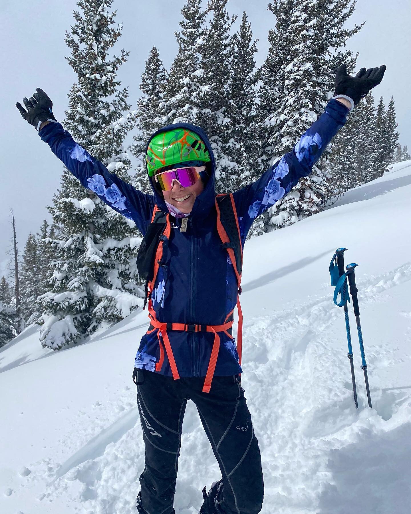 Introducing our newest Indura partner Bria Rickert! She grew up in Gunnison, Colorado as a competitive runner and cross-country skier. Bria is finishing up her junior year at Western Colorado University where she is studying education. In 2022 she sw