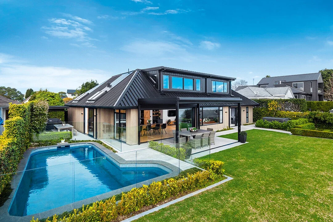 Kings Avenue | Matua