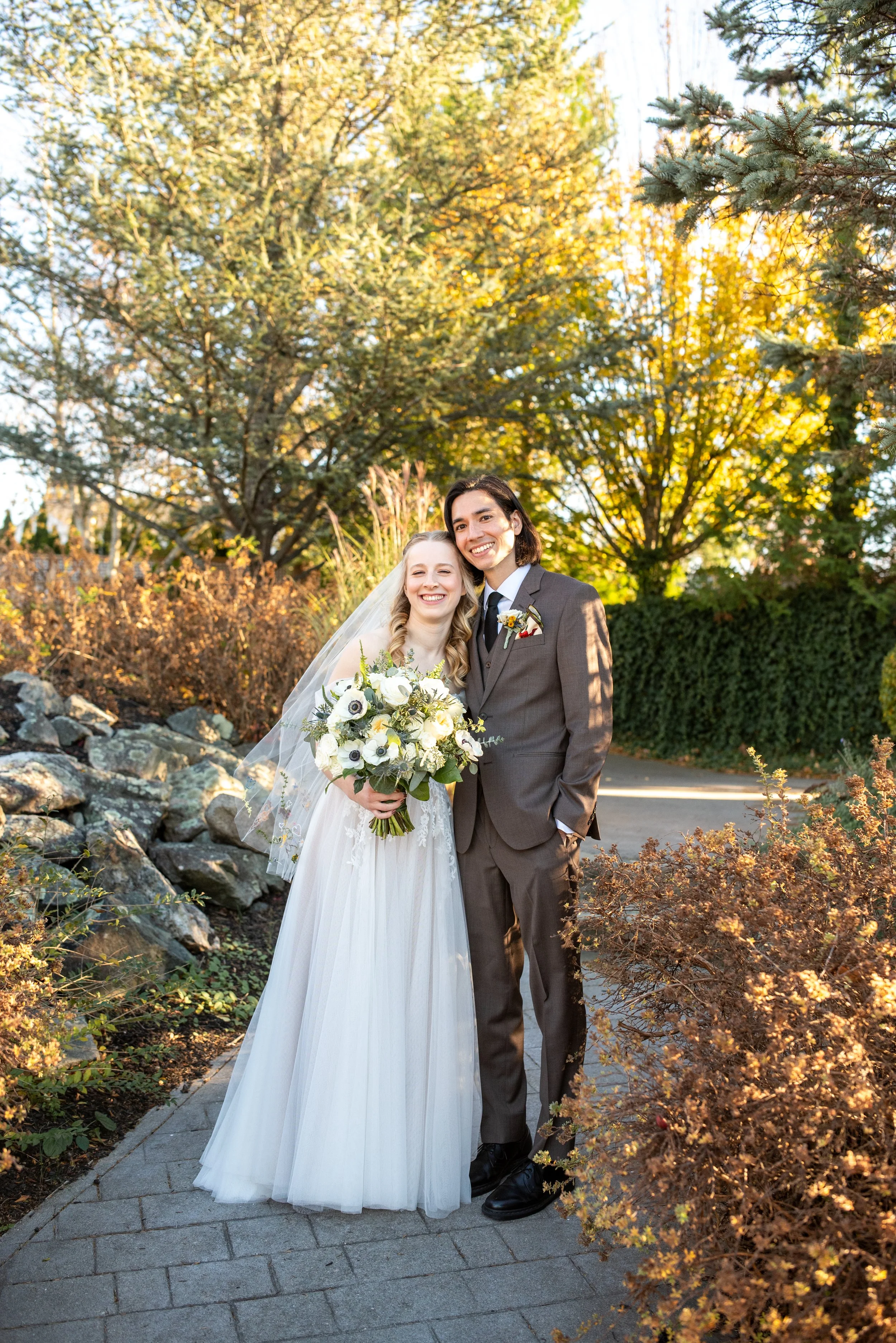 Bride and Groom at The Red Lion Inn