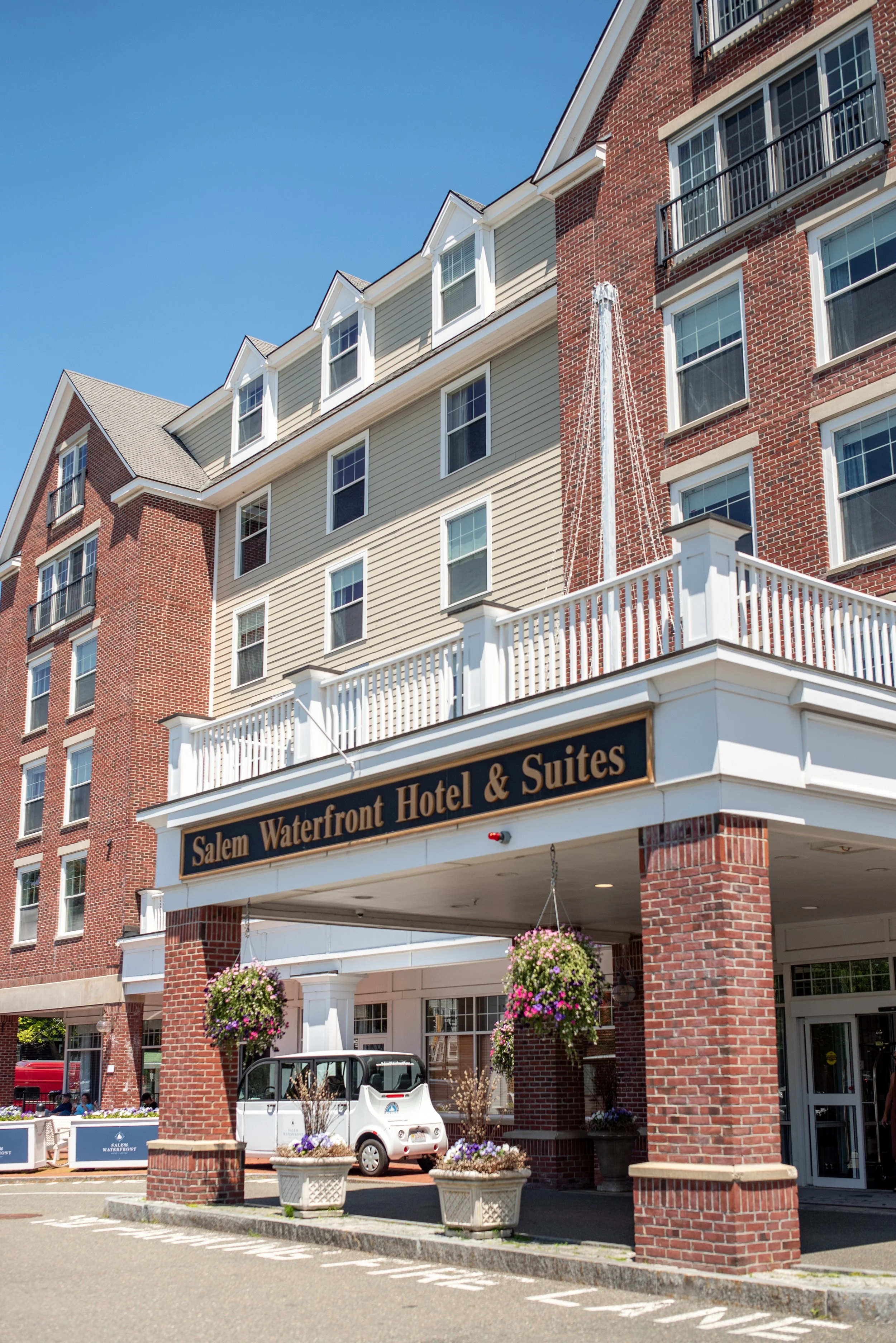 Salem Waterfront Hotel Wedding