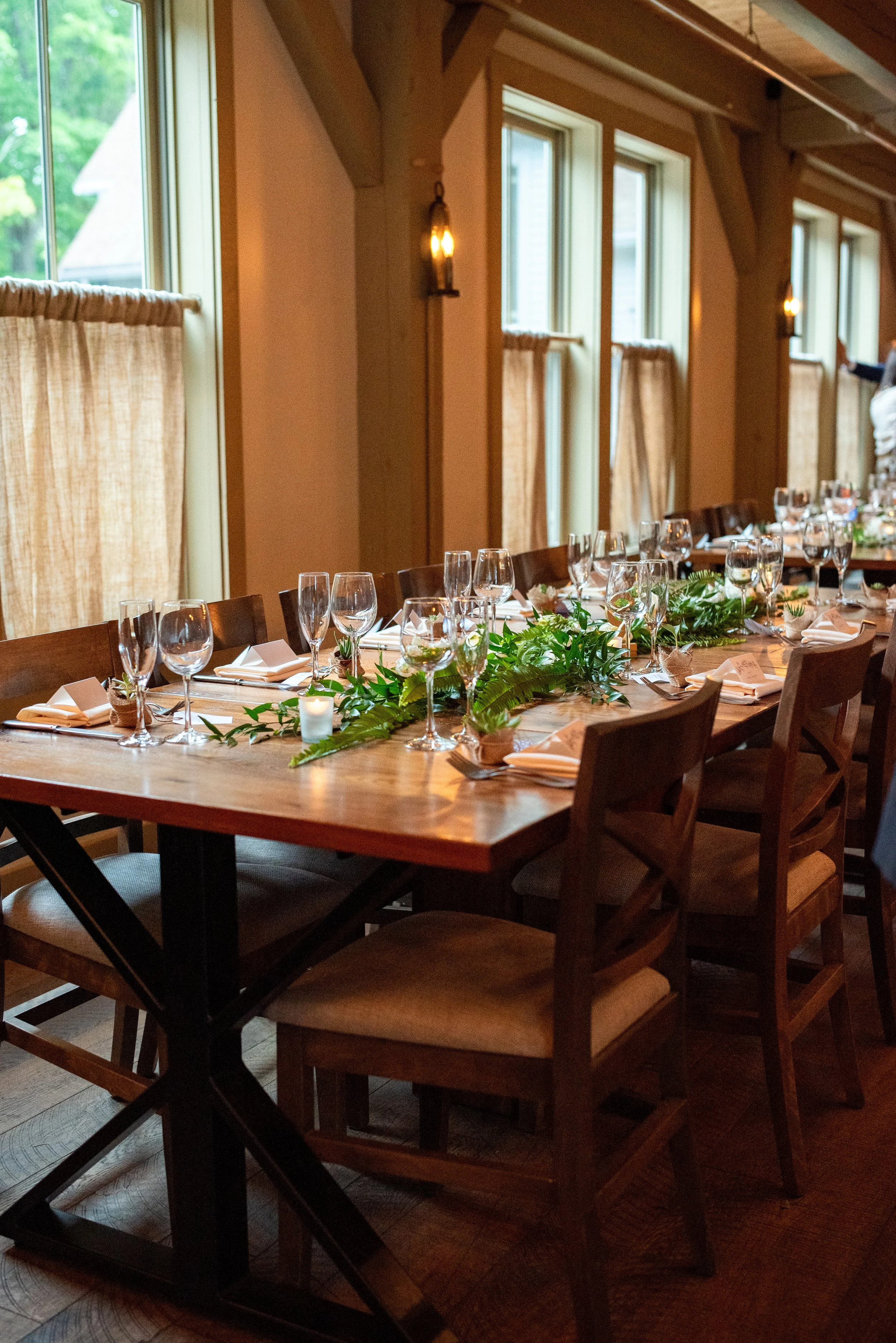 Wedding table scape at The Grove