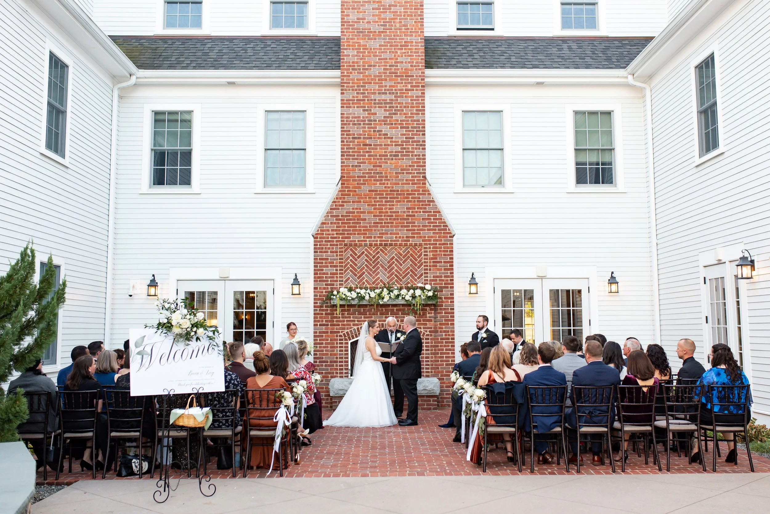 Courtyard Ceremony at the Groton Inn