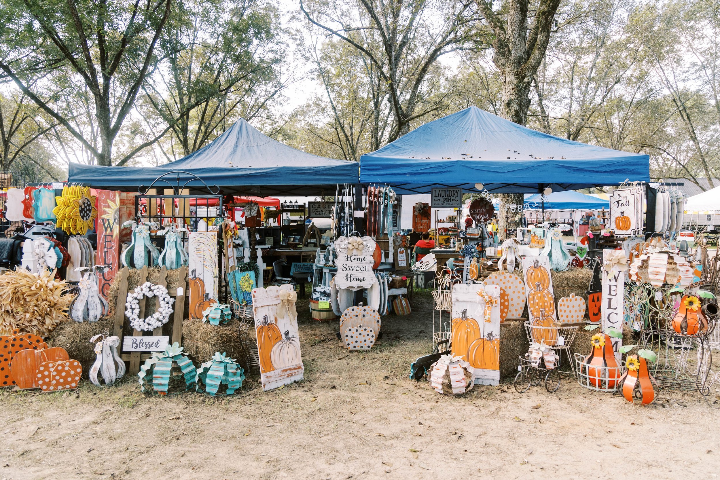 220925 Vendor Booths-055.jpg