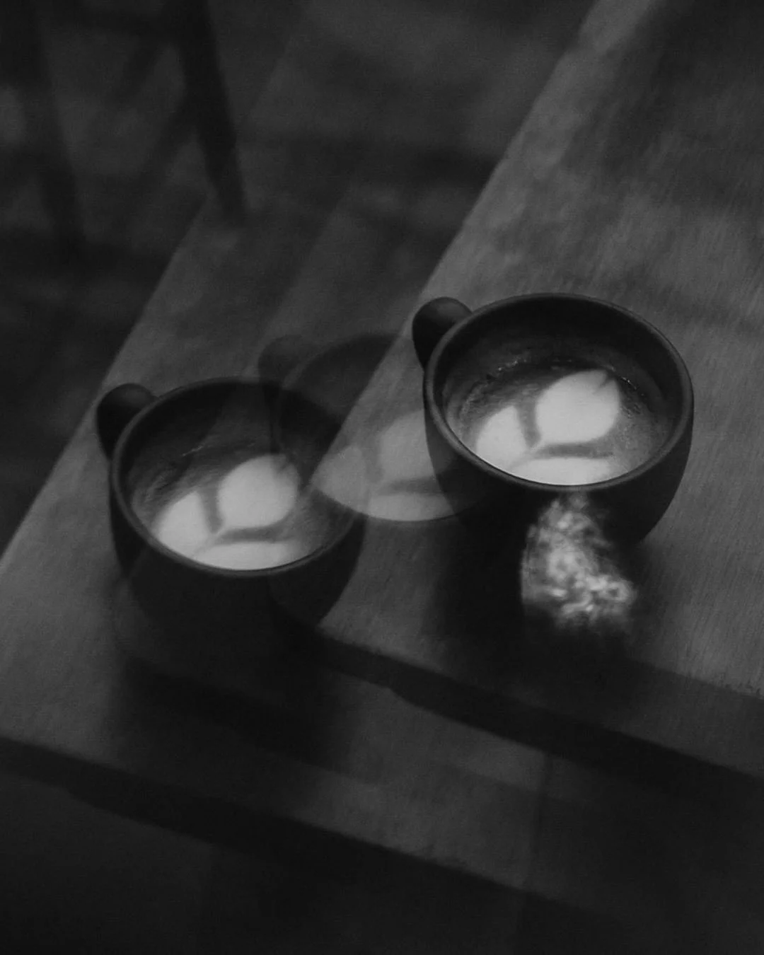 Hicimos estas fotos para una cafeter&iacute;a con una personalidad muy peculiar. 
Cada rinconcito guarda una historia: artesan&iacute;as heredadas, plantitas que han pasado de generaci&oacute;n en generaci&oacute;n, objetos que pertenecieron a los ab