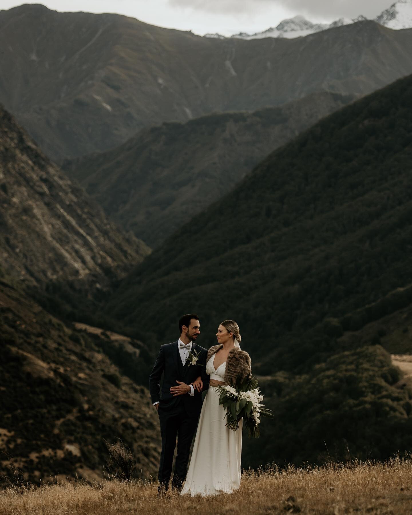 Sneak over to @moonlightlodgequeenstown to see our brand new wedding venue unveiled... it&rsquo;s spectacular!